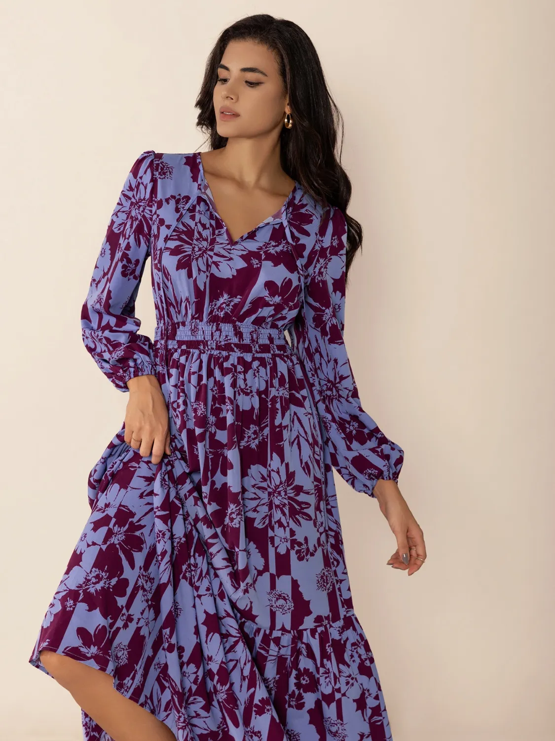 Printed Tie Neck Balloon Sleeve Maxi Dress - Image 4