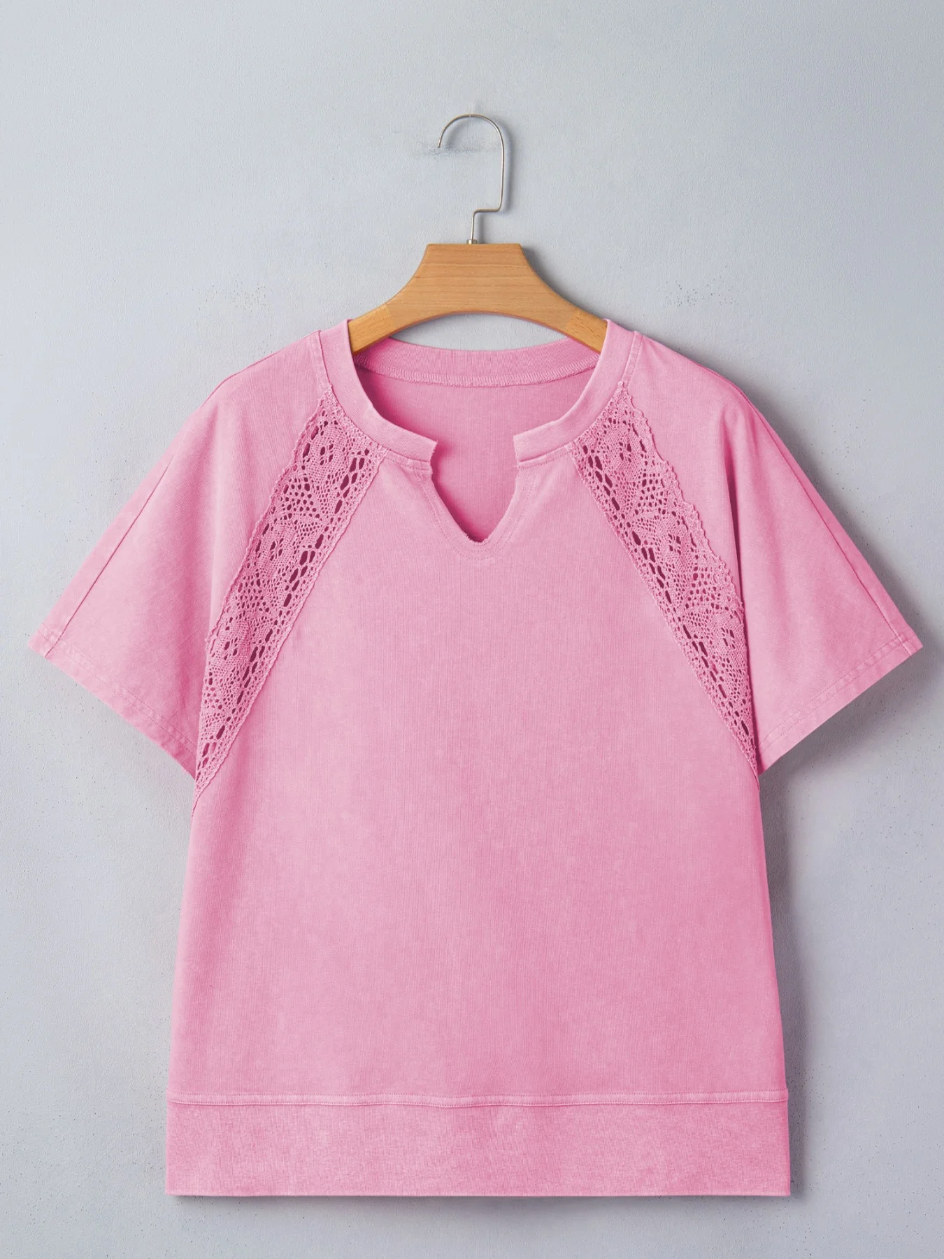 Raw Cut Notched Neck Lace Patchwork Detail Mineral Wash Tee - Image 3