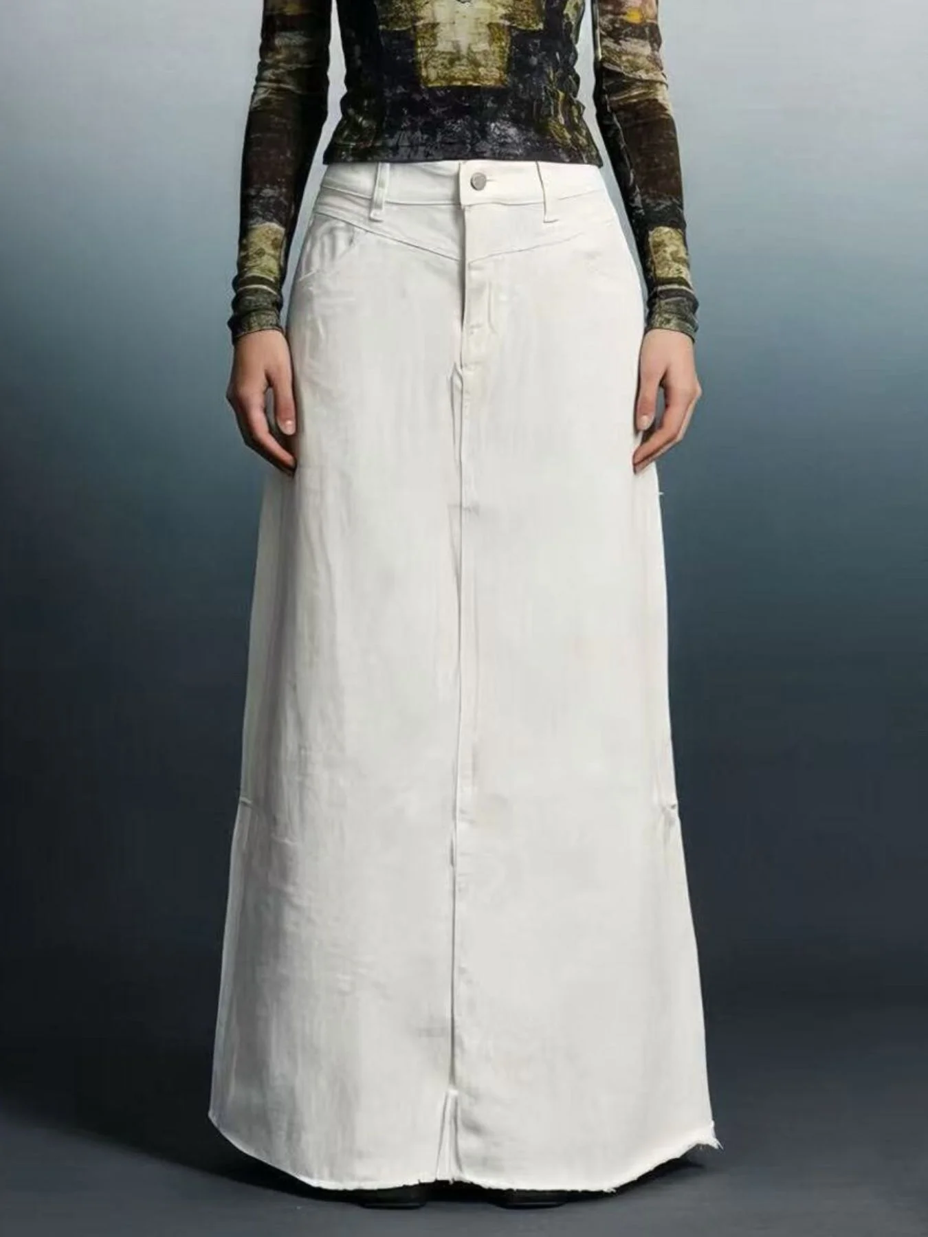 Raw Hem Maxi Denim Skirt - Image 11