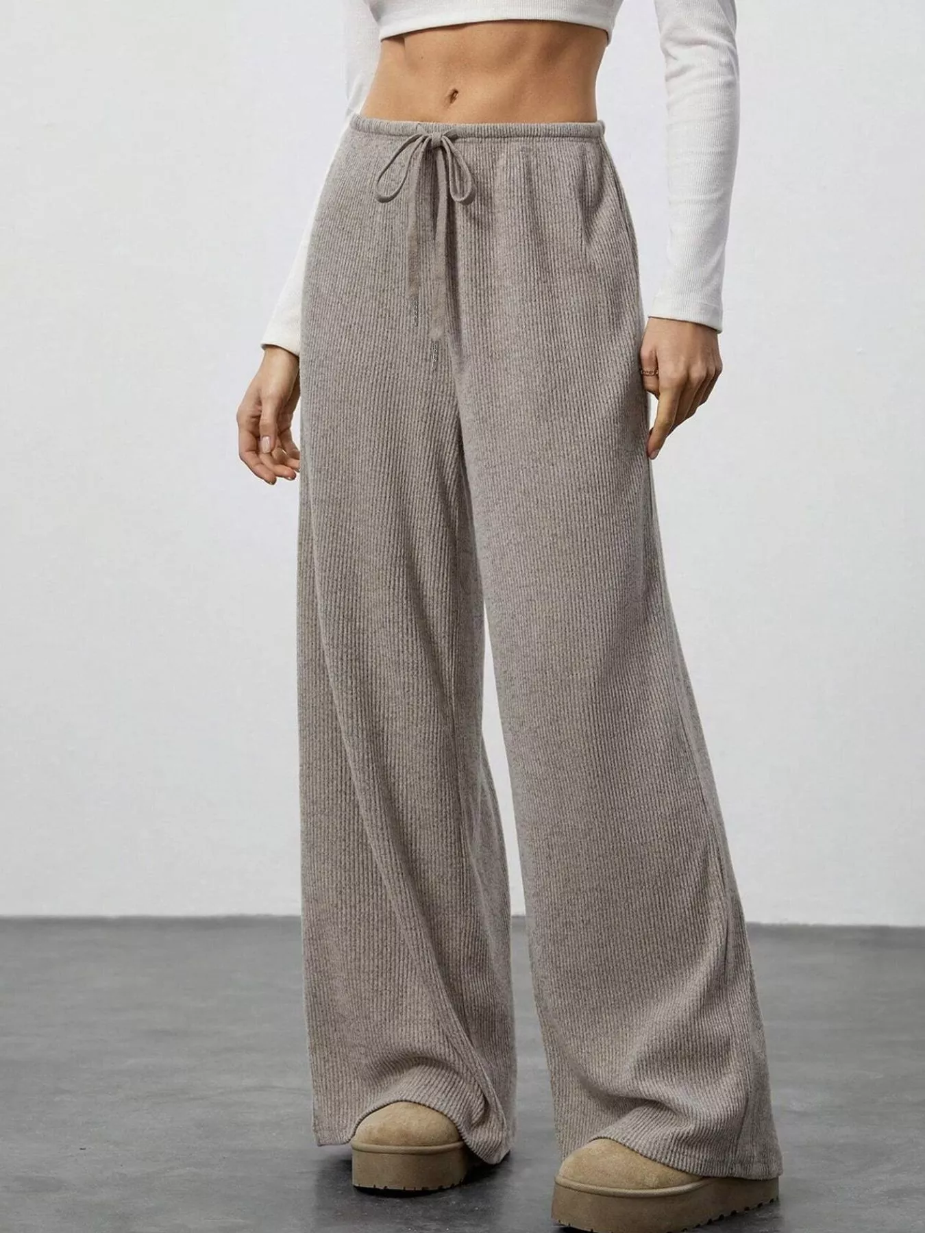 Relaxed Fit Drawstring Pants - Image 3