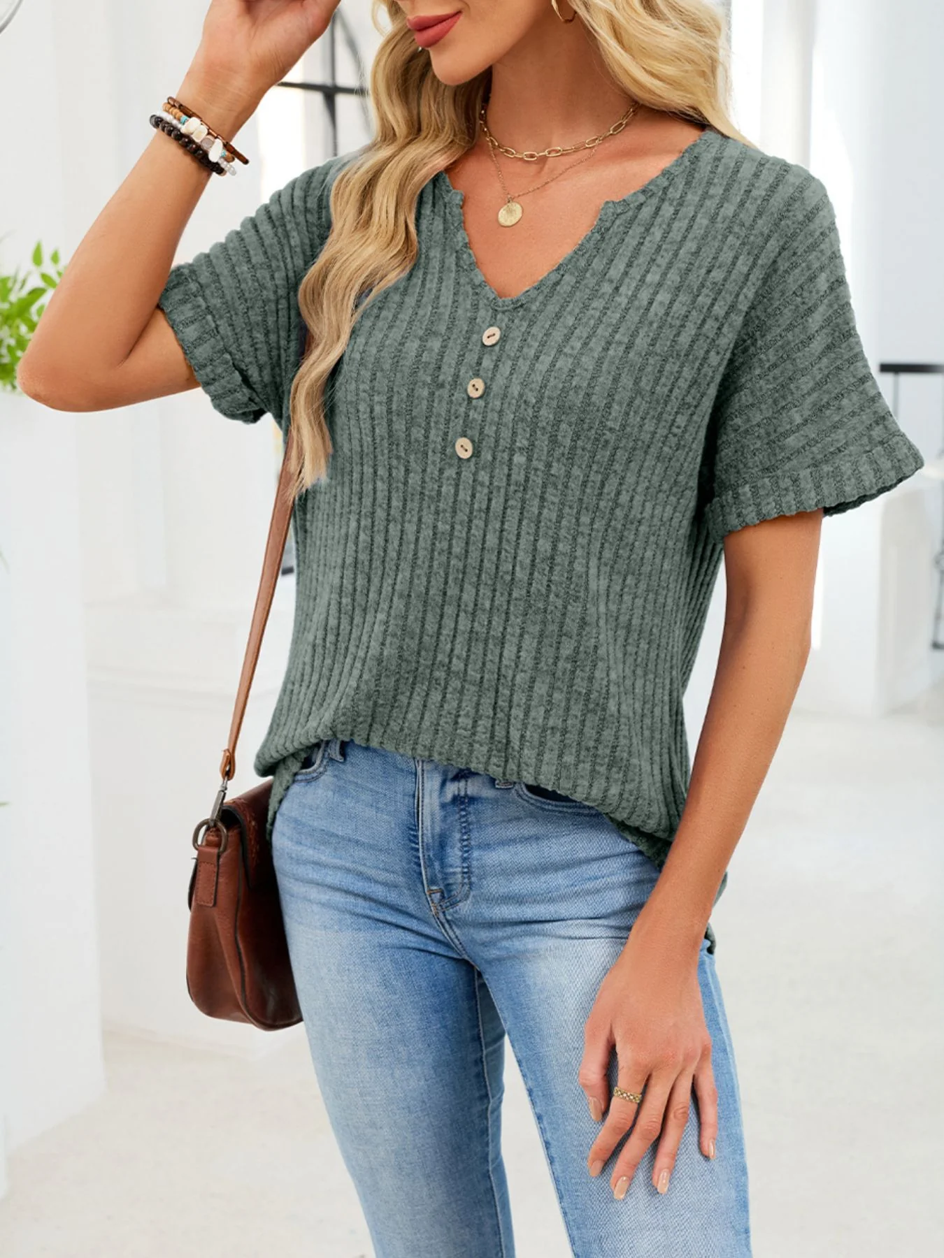 Ribbed Knit Short Sleeve T-Shirt - Image 11