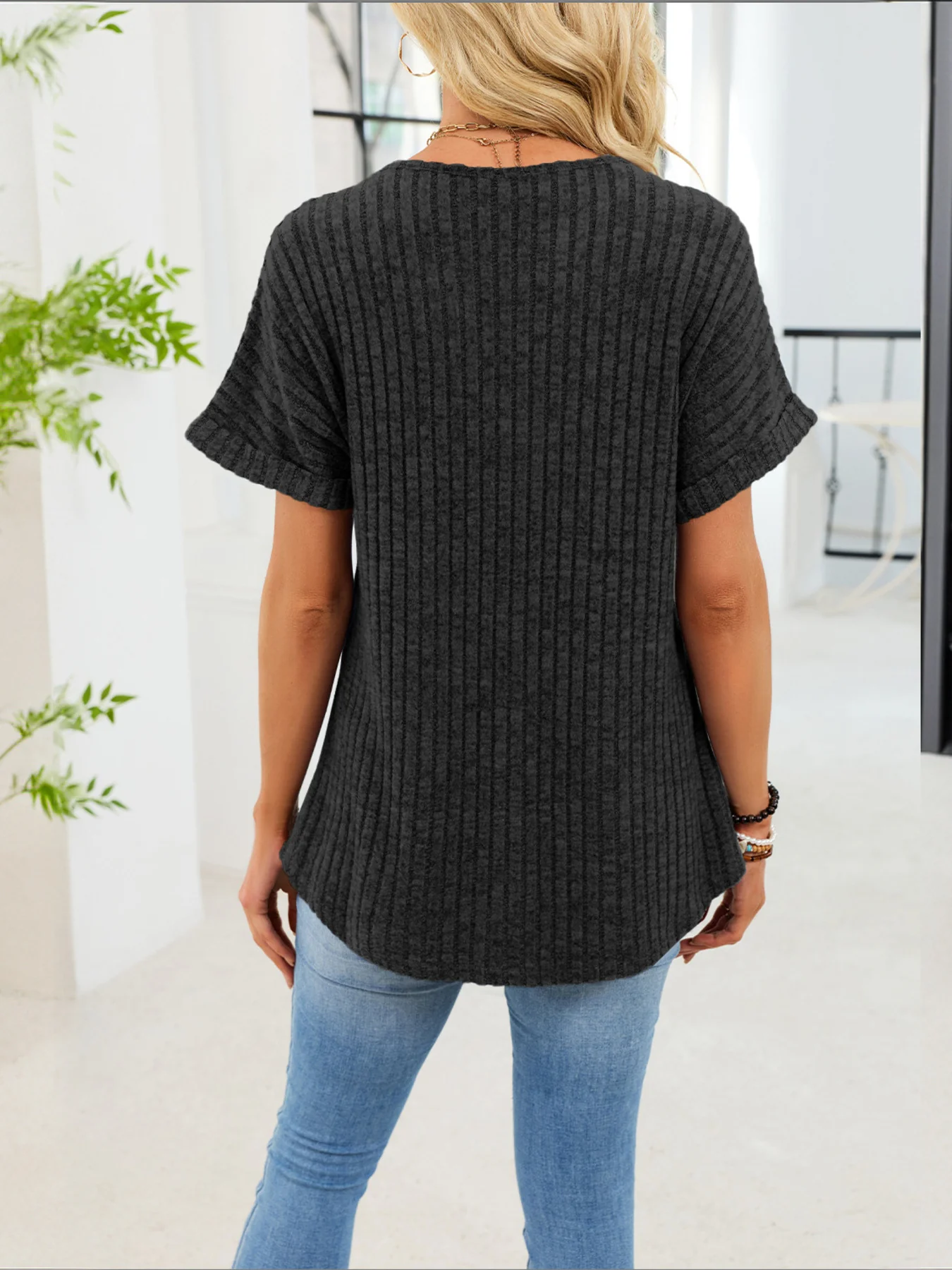 Ribbed Knit Short Sleeve T-Shirt - Image 17
