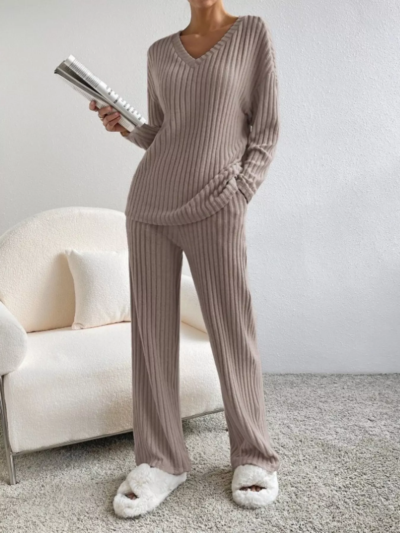 Ribbed Knit V-Neck Top and Pants Set - Image 5