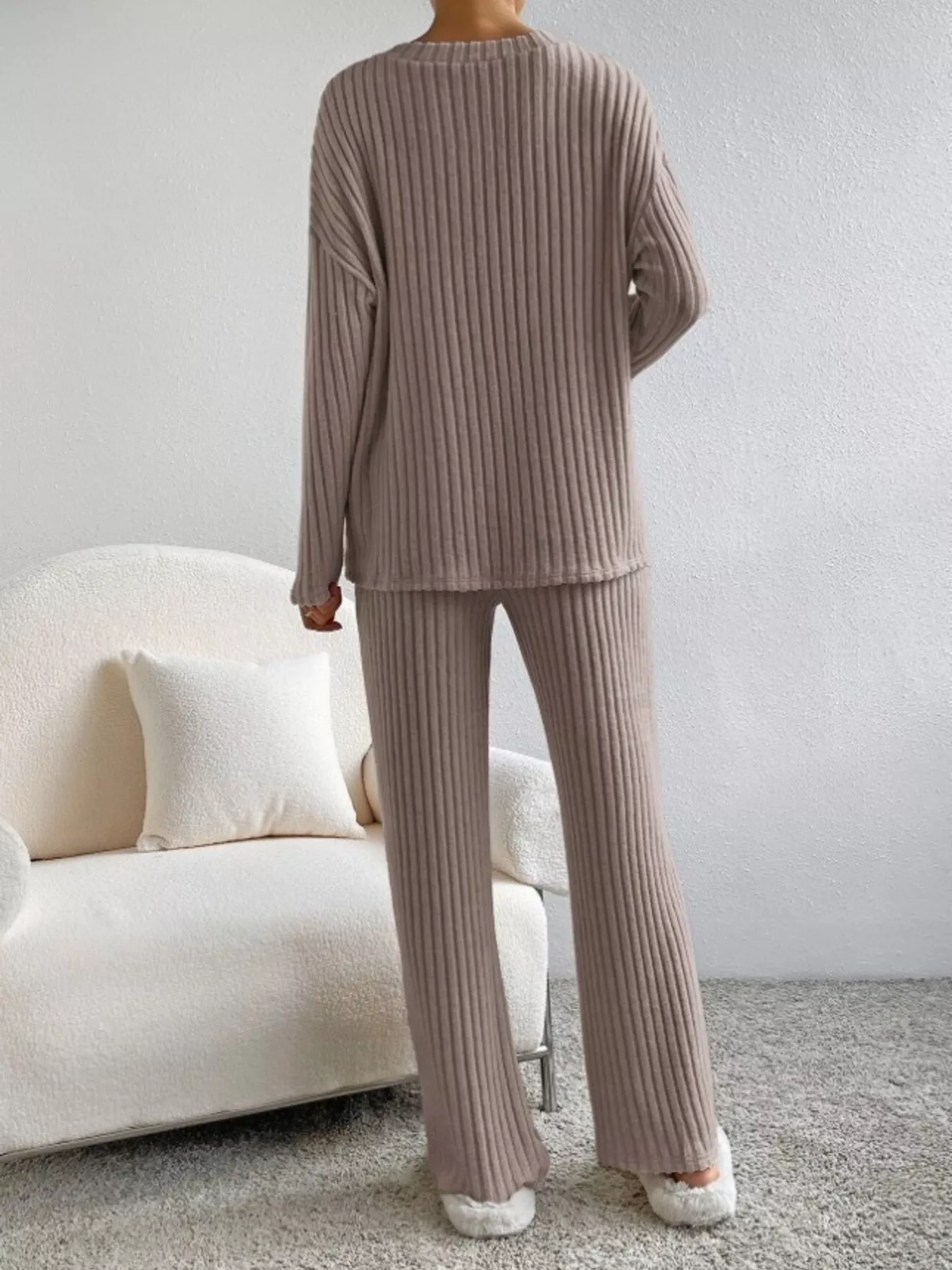 Ribbed Knit V-Neck Top and Pants Set - Image 8