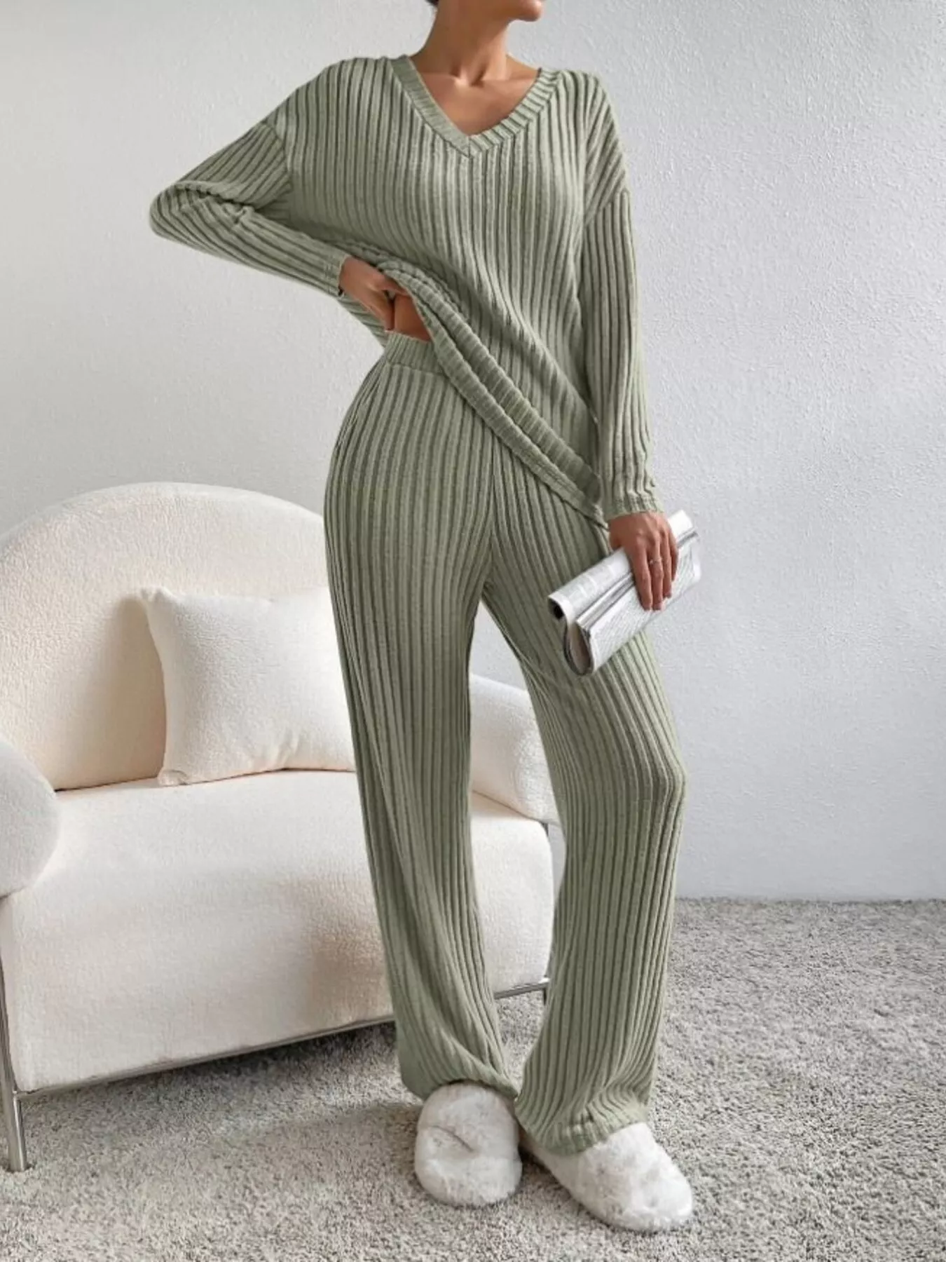 Ribbed Knit V-Neck Top and Pants Set - Image 15