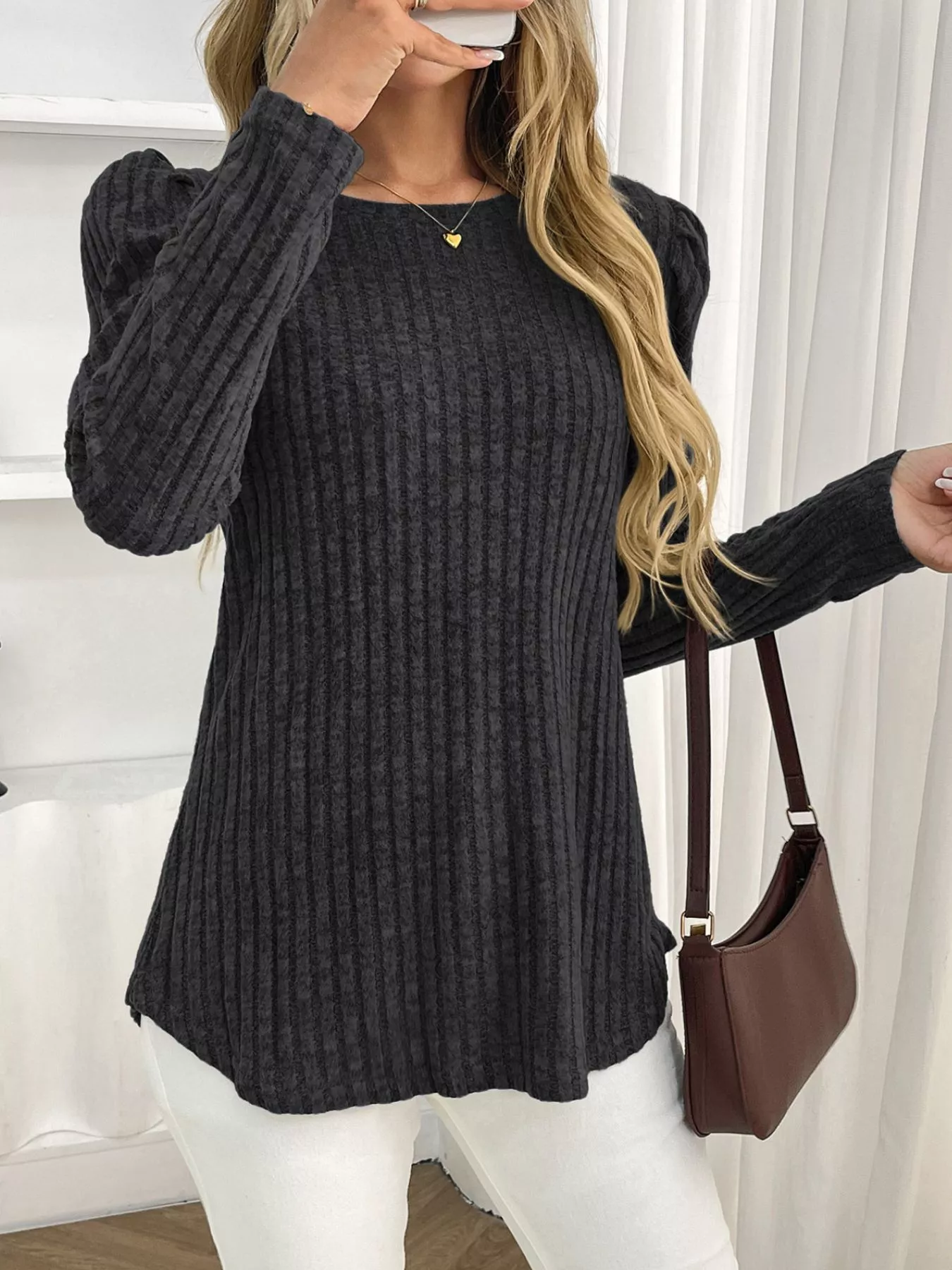 Round Neck Puff Sleeve T-Shirt - Image 9