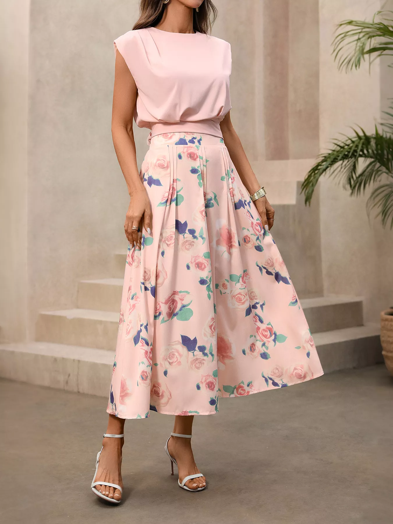 Round Neck Top and Floral Print Skirt Two-Piece Set - Image 2