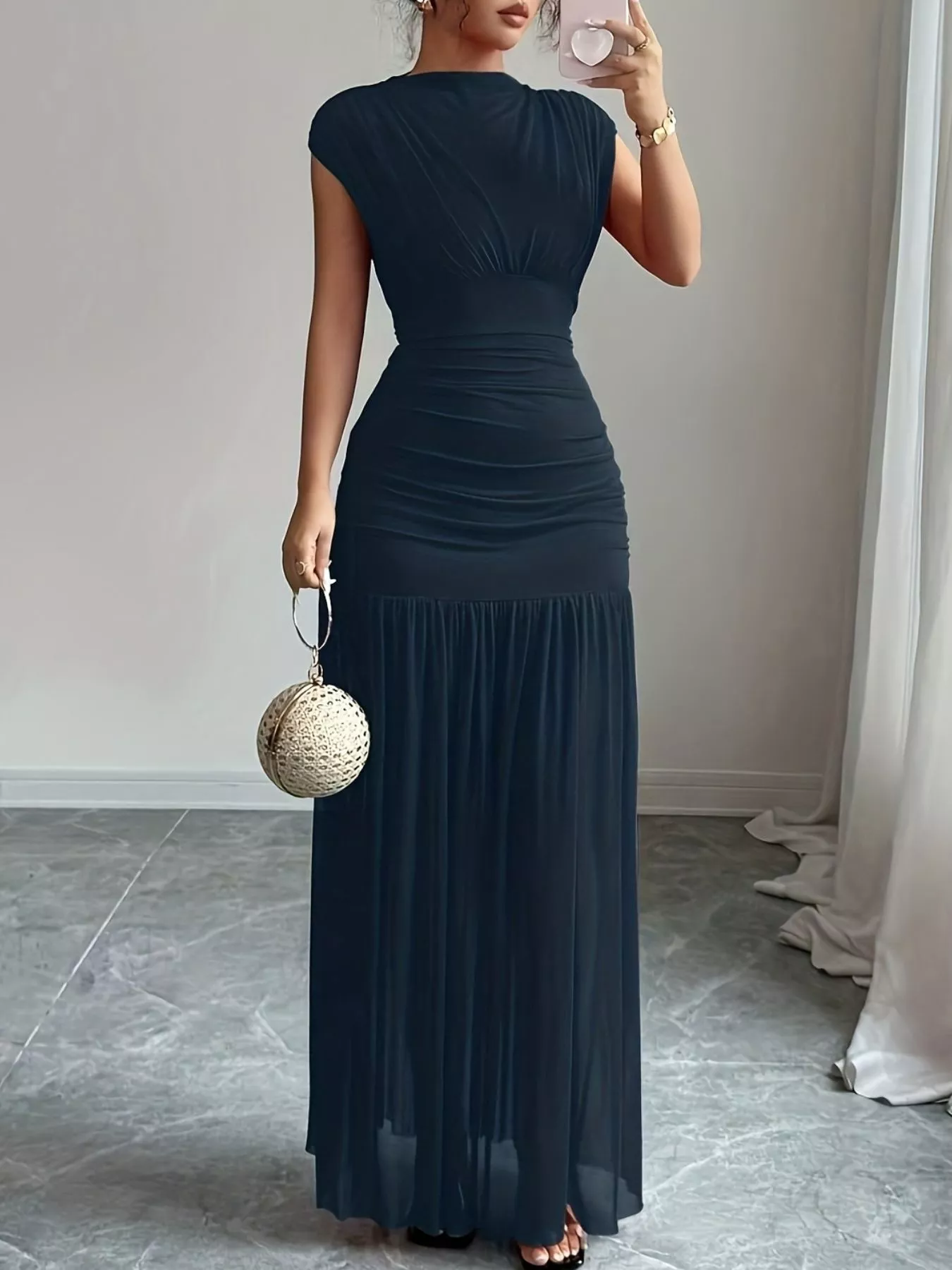 Ruched Bodycon Maxi Dress - Image 4
