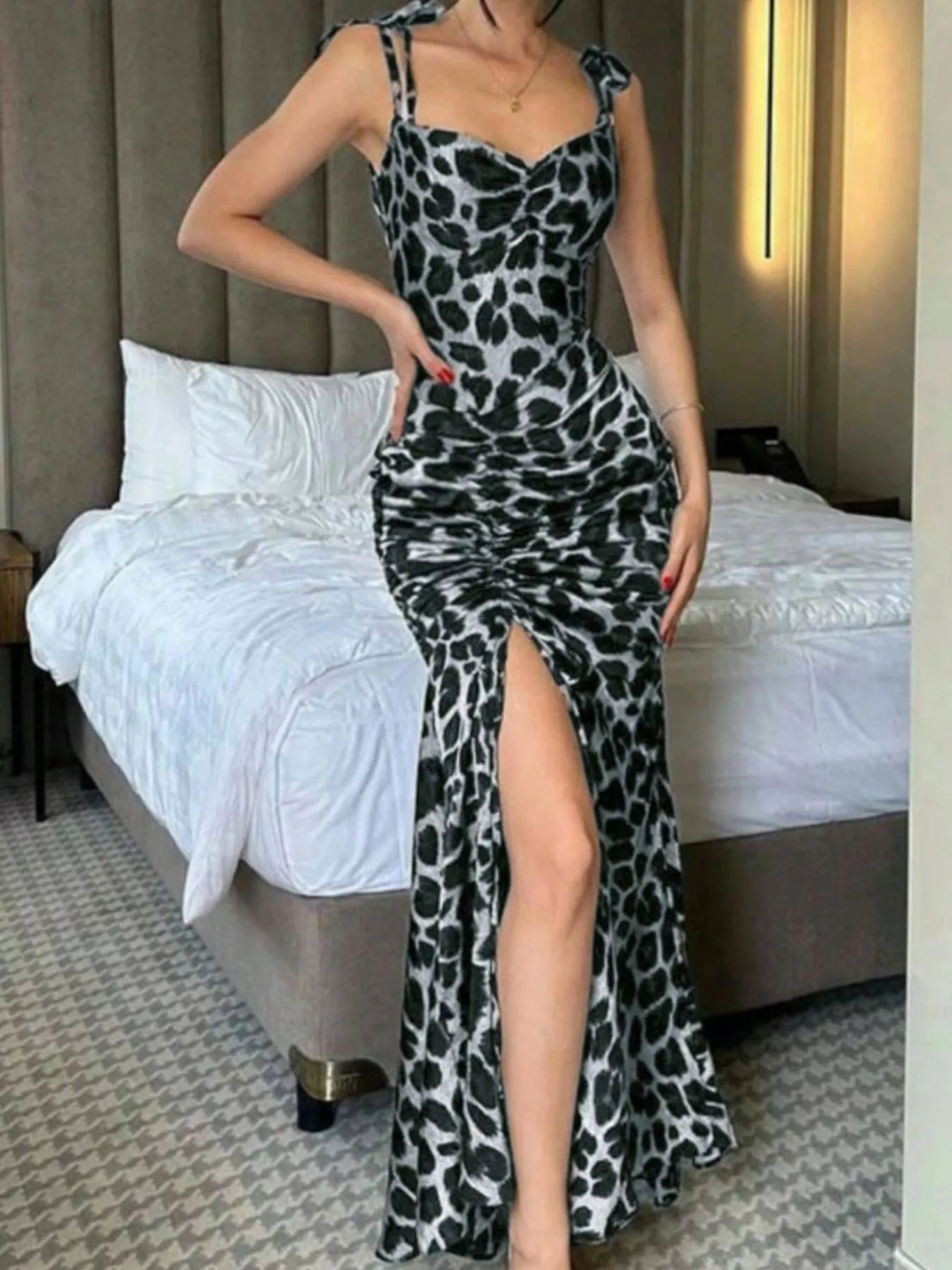 Ruched Slit Sweetheart Neck Cami Dress - Image 2