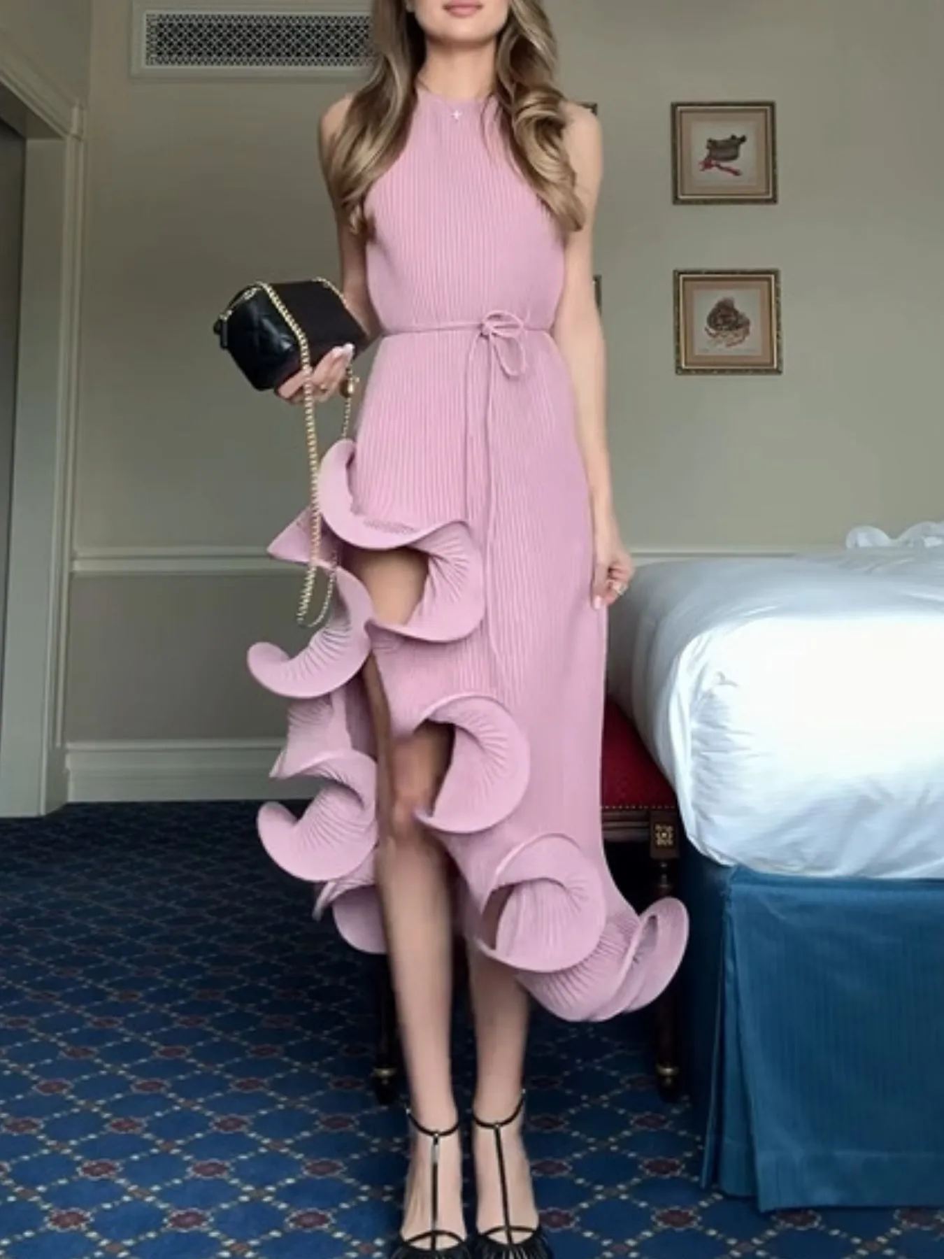 Ruffle Hem Ribbed Sleeveless Dress - Image 5