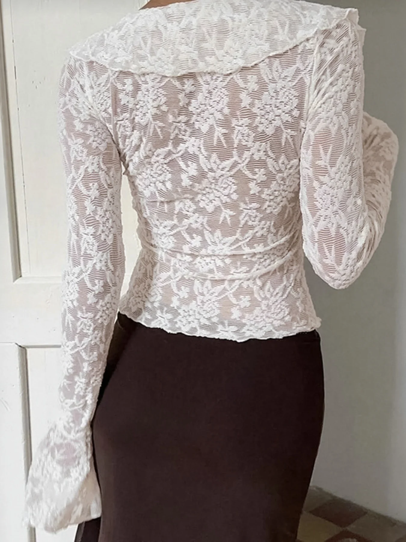 Ruffle Lace Long Sleeve Blouse - Image 2