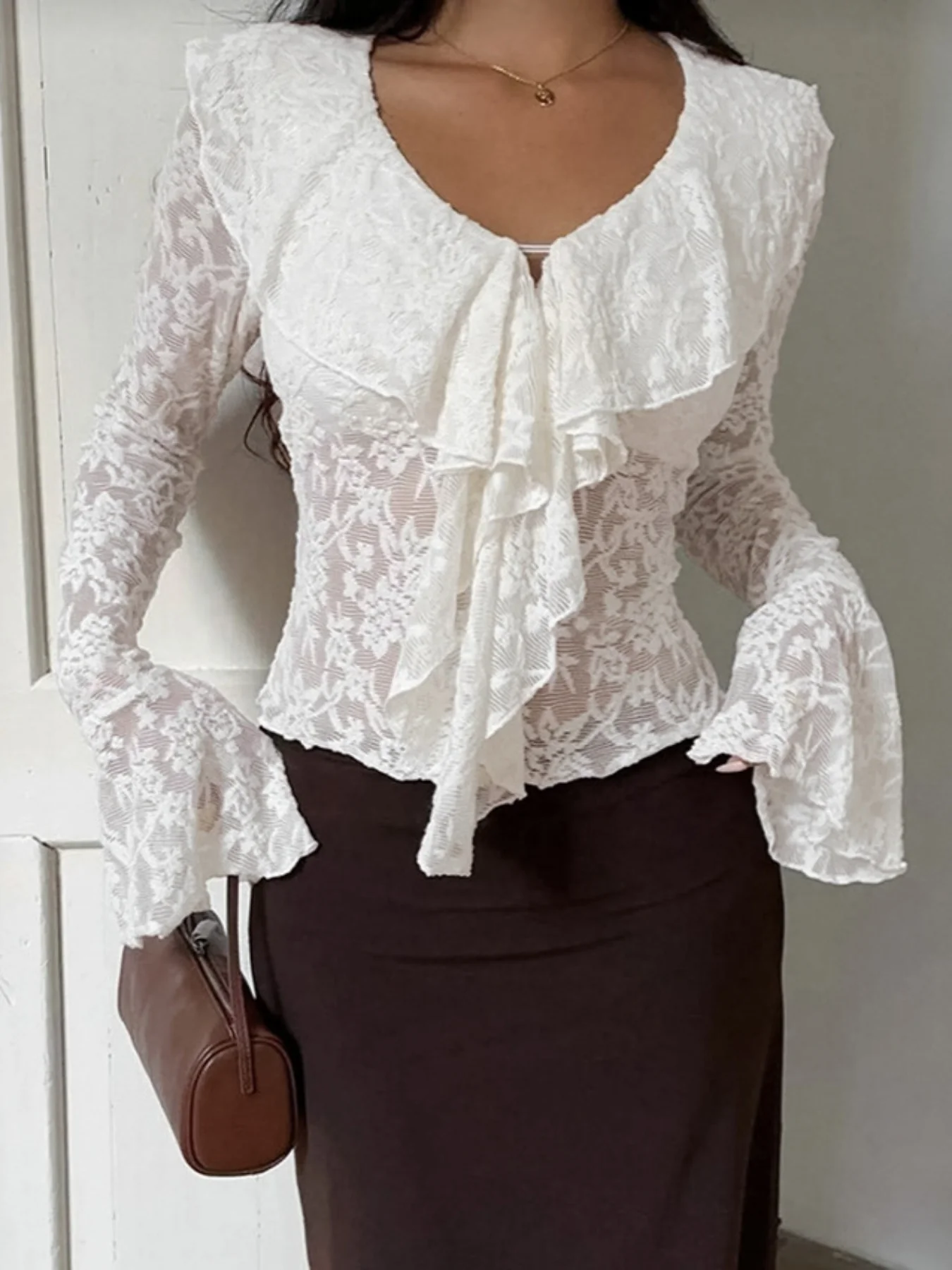 Ruffle Lace Long Sleeve Blouse - Image 3