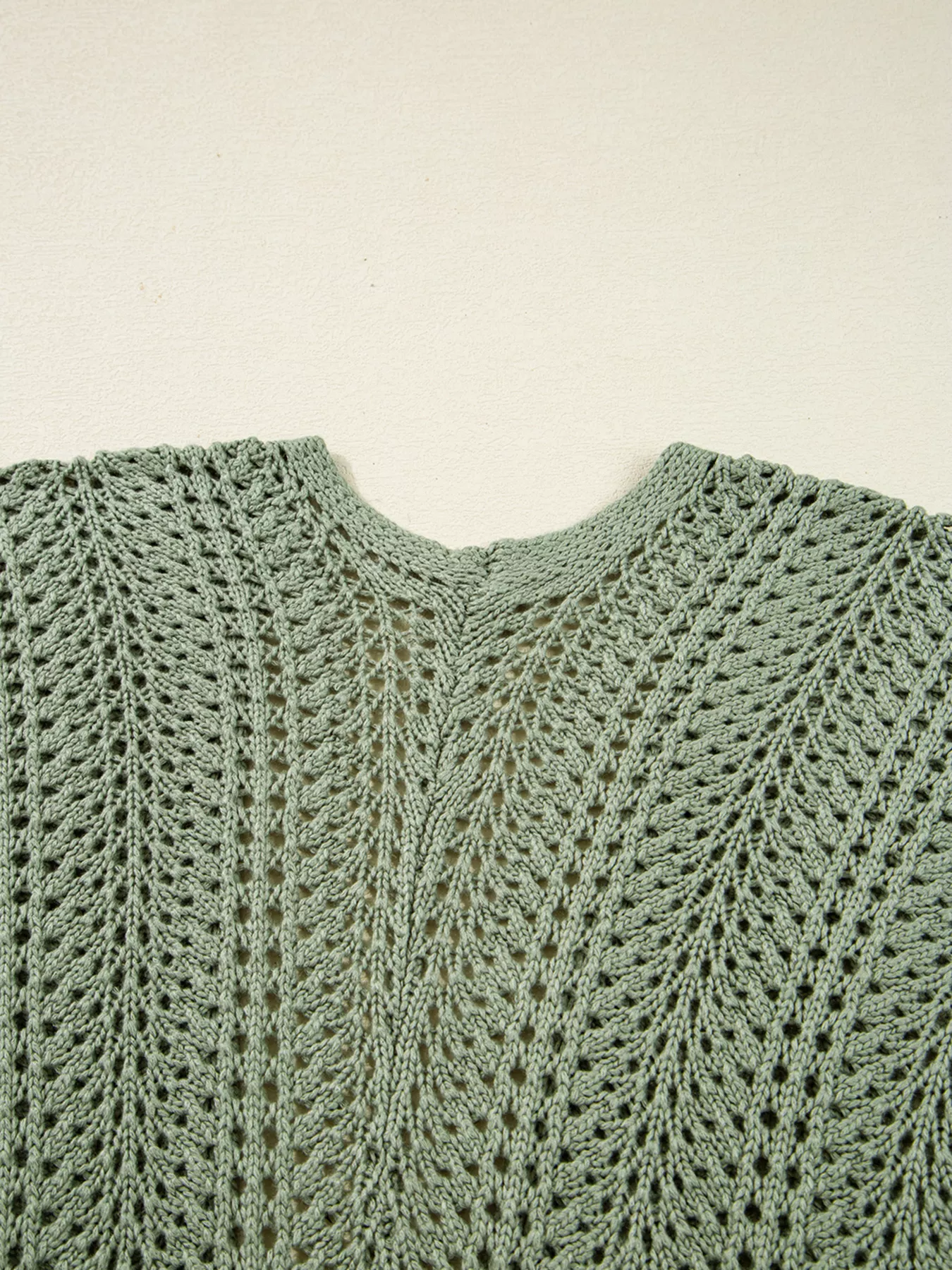 Scalloped Edge Eyelet Knit Batwing Sleeve Cardigan - Image 5