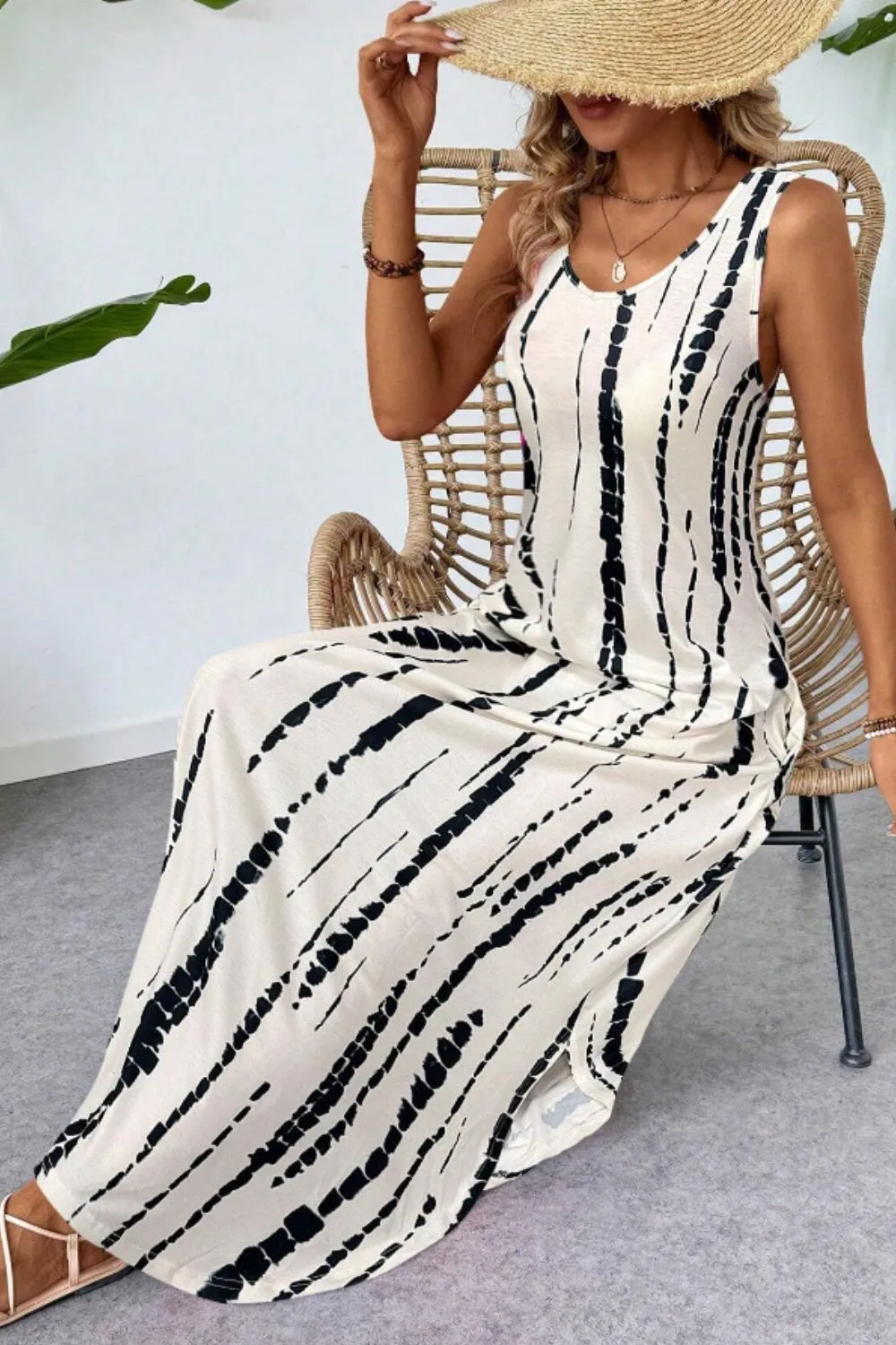 Scoop Neck Sleeveless Dress with Pockets - Image 6