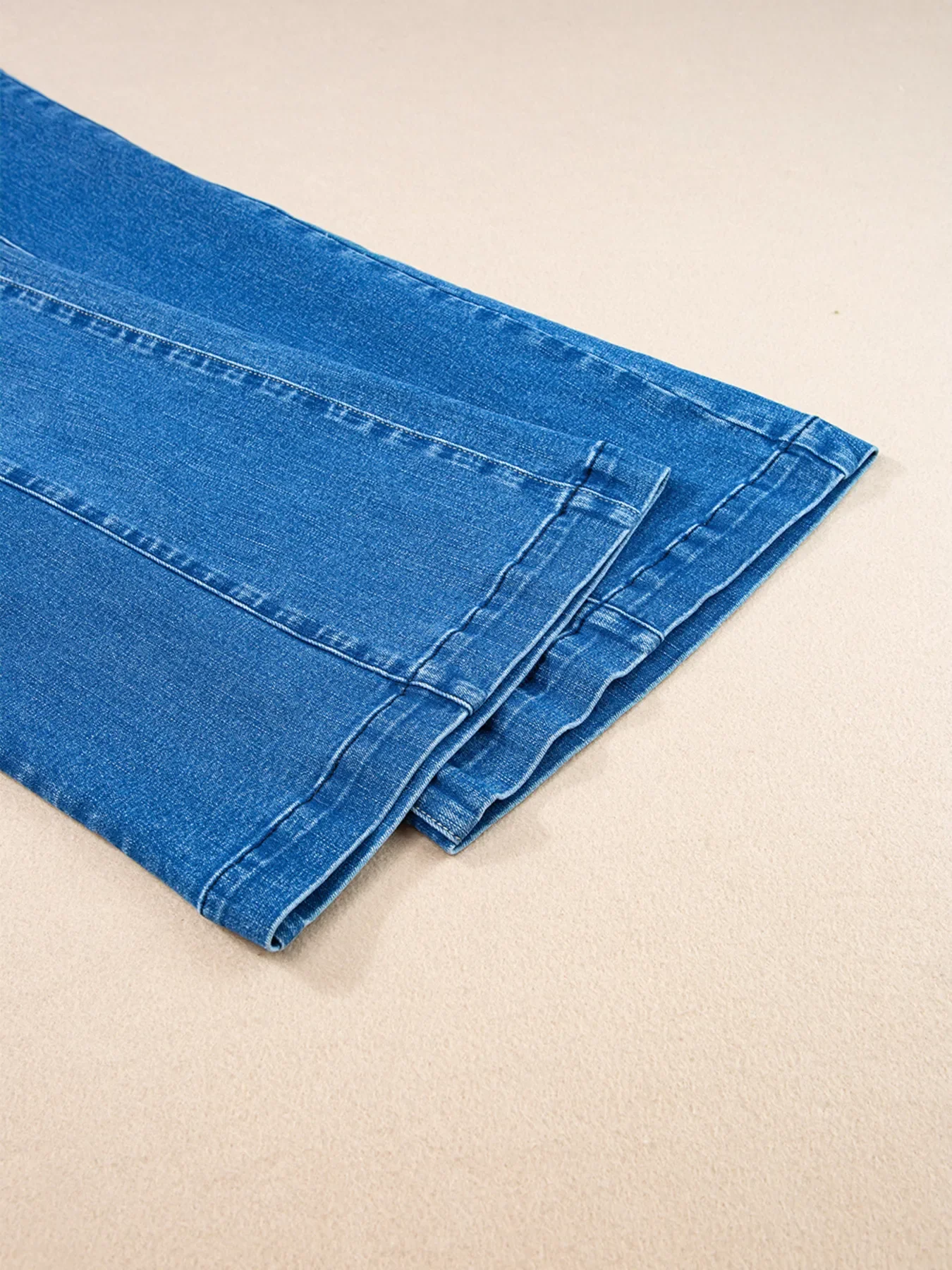 Seam Detail Flared Bottom Ankle Length Jeans - Image 11