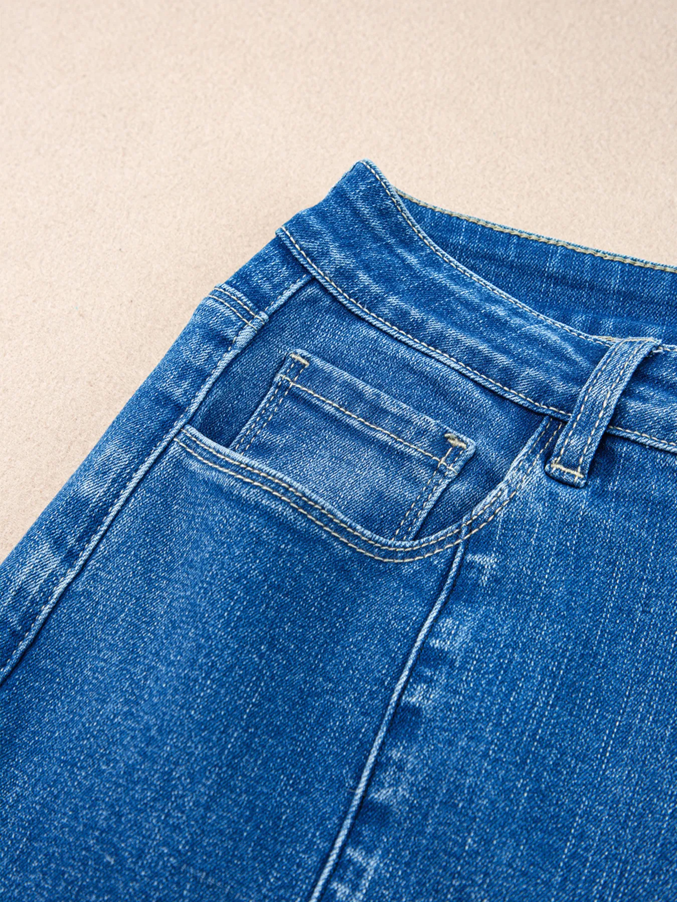 Seam Detail Flared Bottom Ankle Length Jeans - Image 12