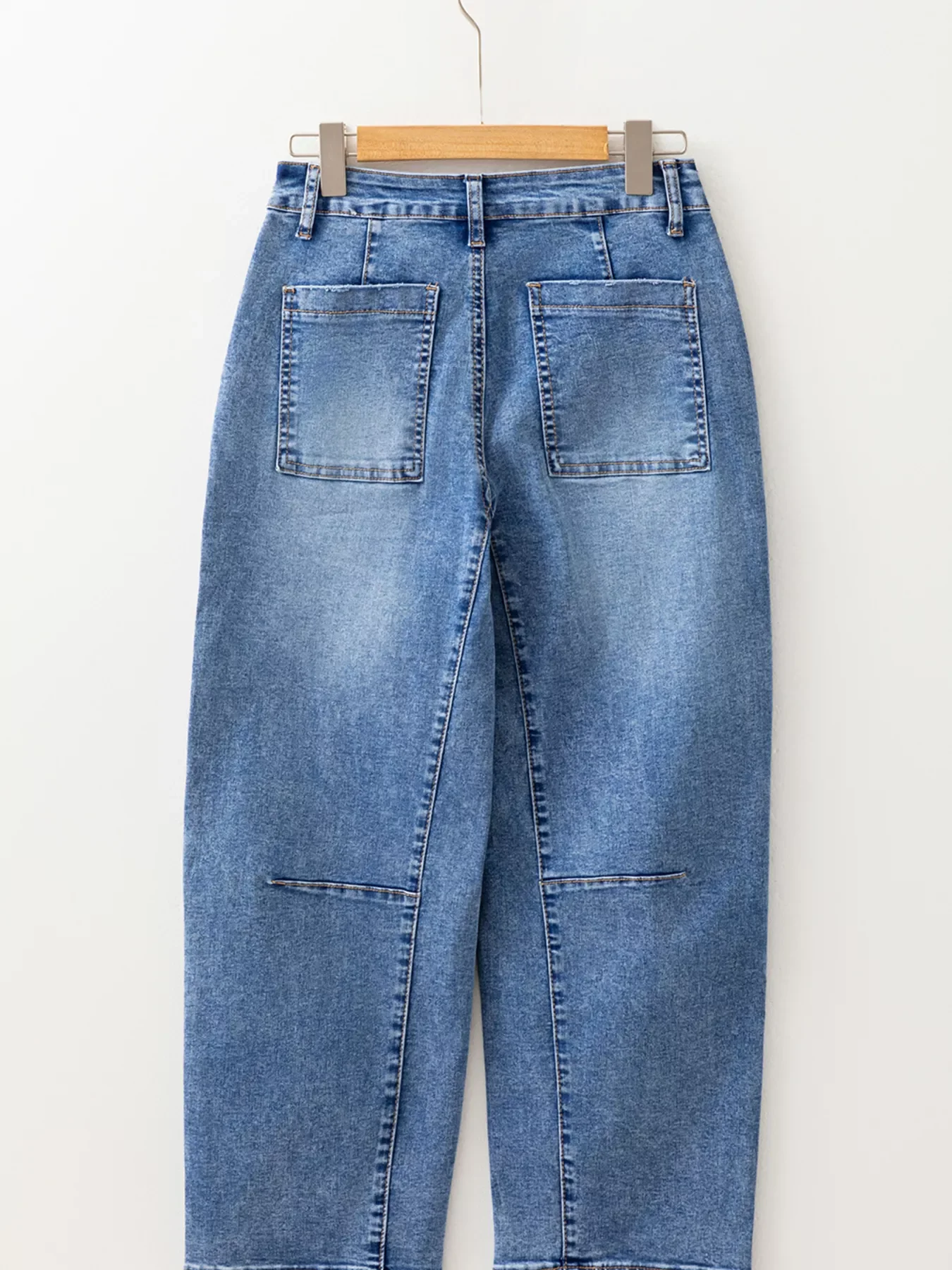 Seam Detail Loose Fit Cropped Jeans - Image 3
