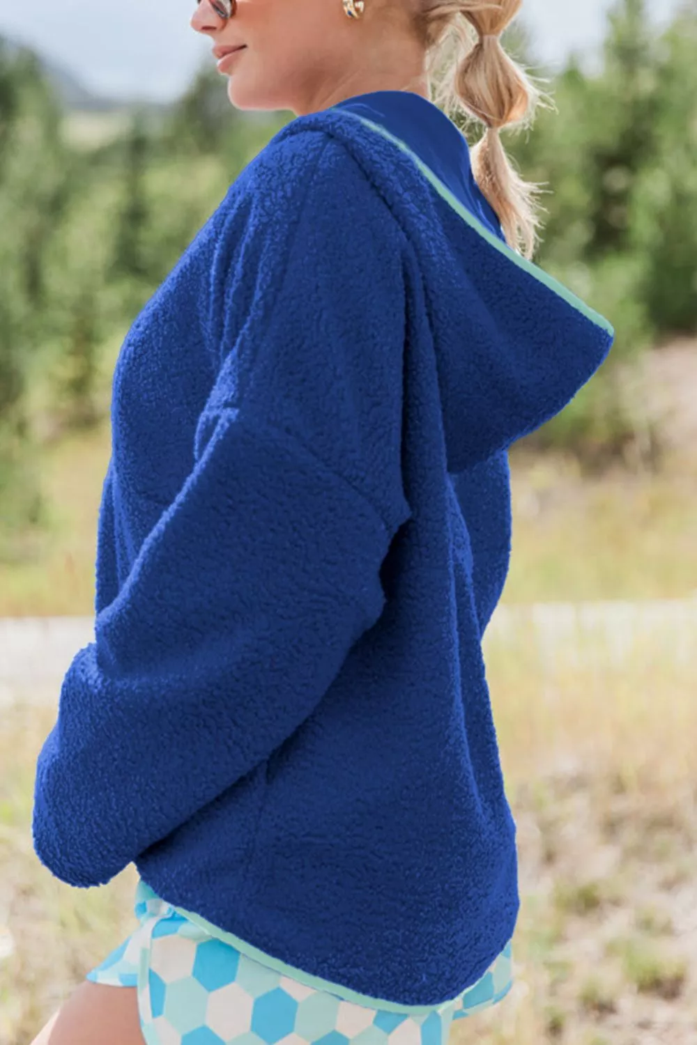 Sherpa Quarter-Zip Dropped Shoulder Hoodie - Image 3