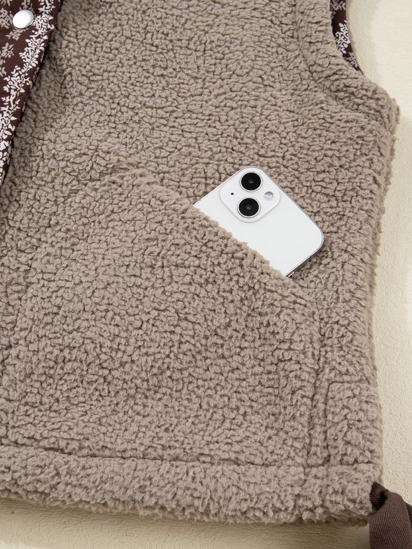 Side Bows Sherpa Fleece Vest - Image 11
