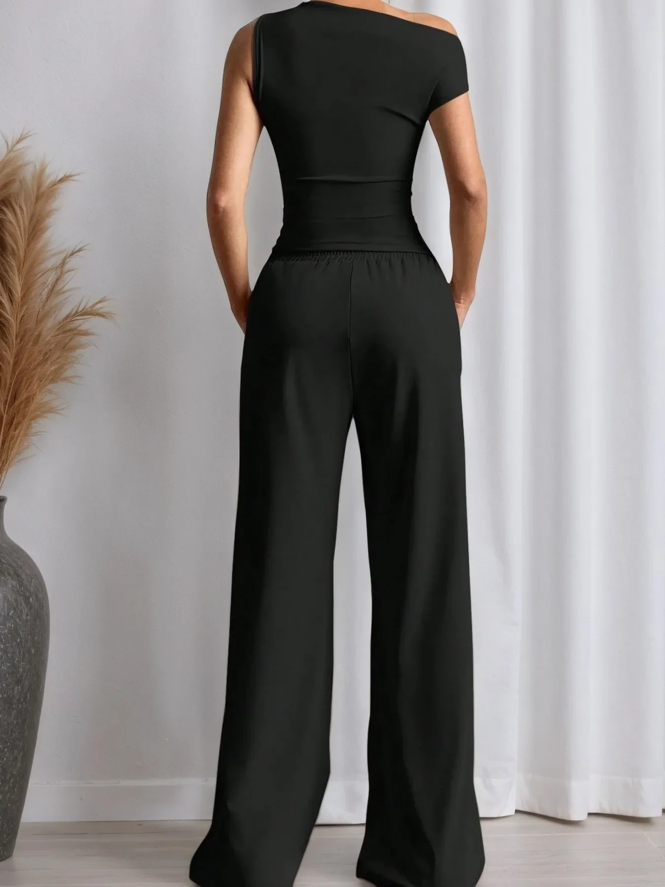 Single Shoulder Top and Pants Set - Image 3