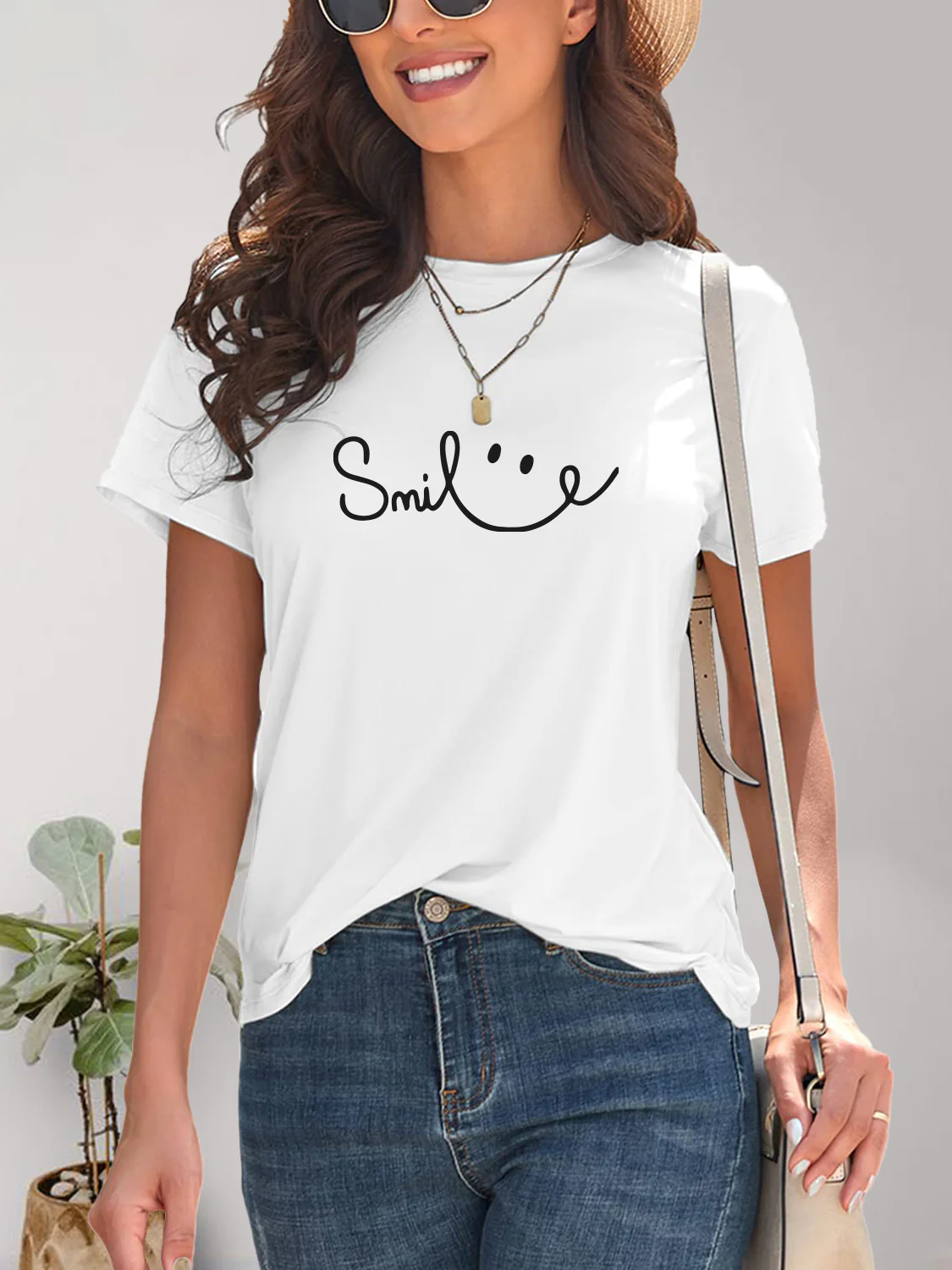 SMILE Round Neck Short Sleeve T-Shirt - Image 3