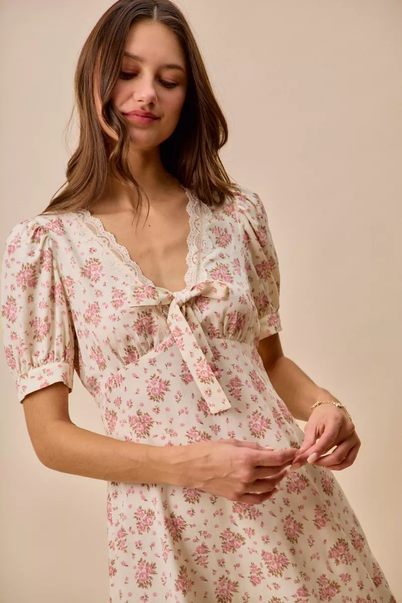 SO ME Floral Lace Trimed  Short Sleeves Mini Dress - Image 7