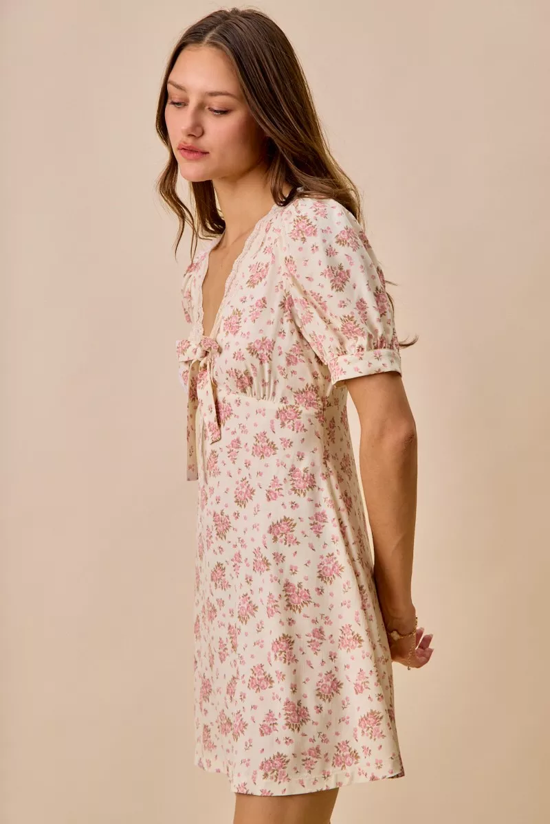 SO ME Floral Lace Trimed  Short Sleeves Mini Dress - Image 8