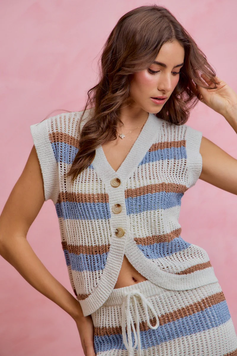 SO ME Multi Color Stripe Low Gauge Sweater Vest Top - Image 4