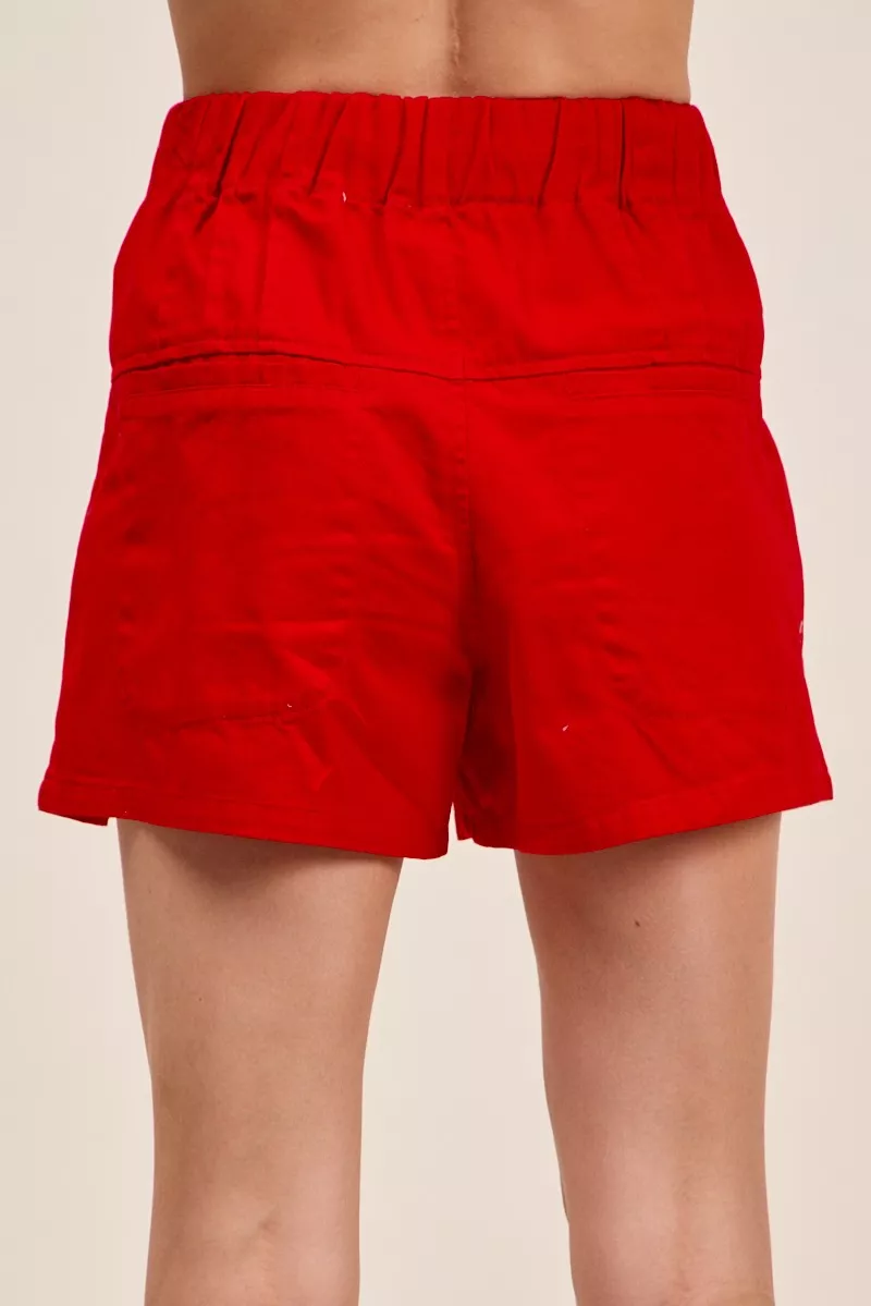 SO ME Solid Twill Denim Pintucked Buttoned Shorts With Waist Tie - Image 3