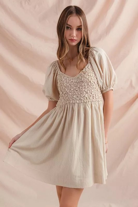 SO ME Textured Woven Daily Dress with Puff Sleeves - Image 3