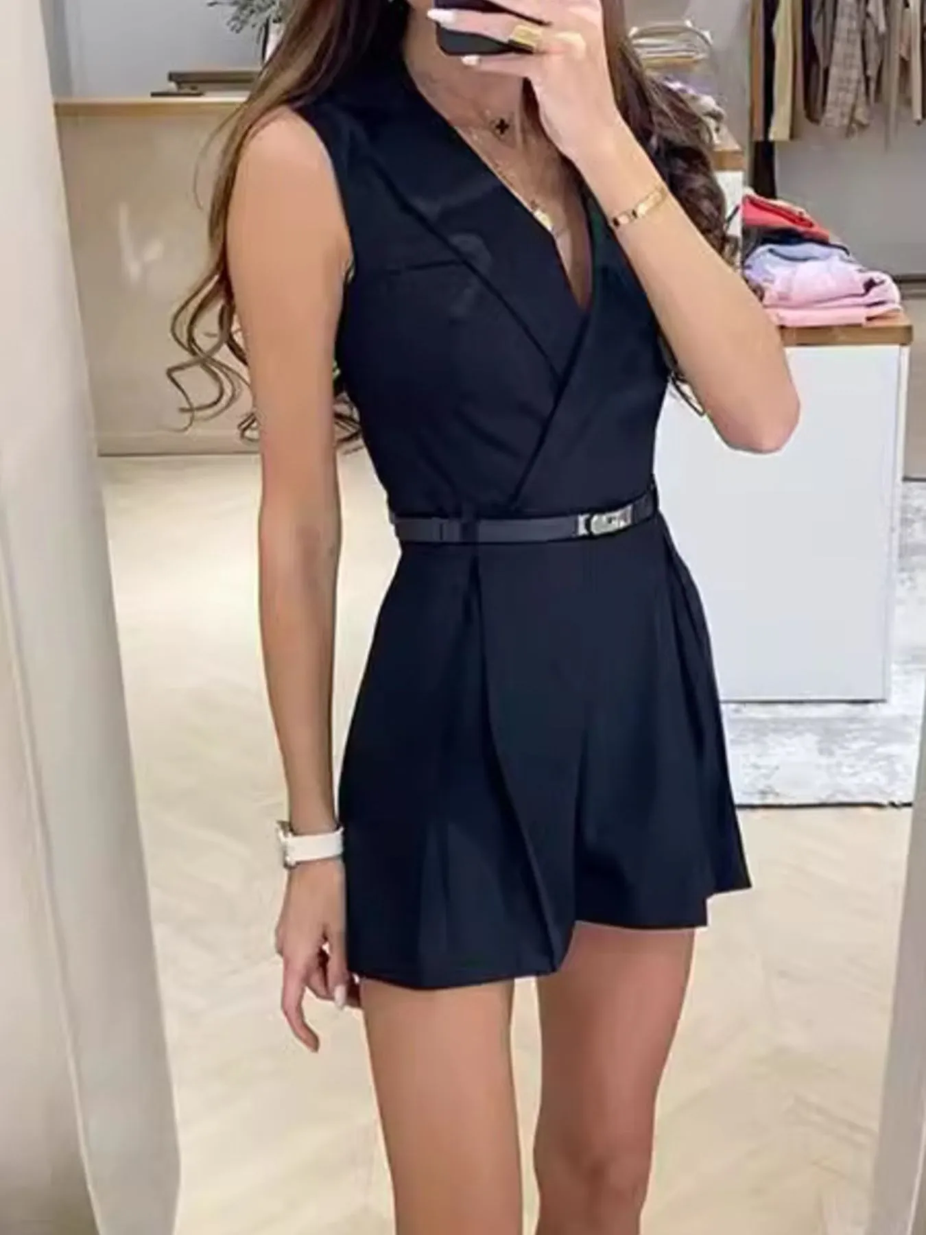 Solid Sleeveless Surplice Romper - Image 5