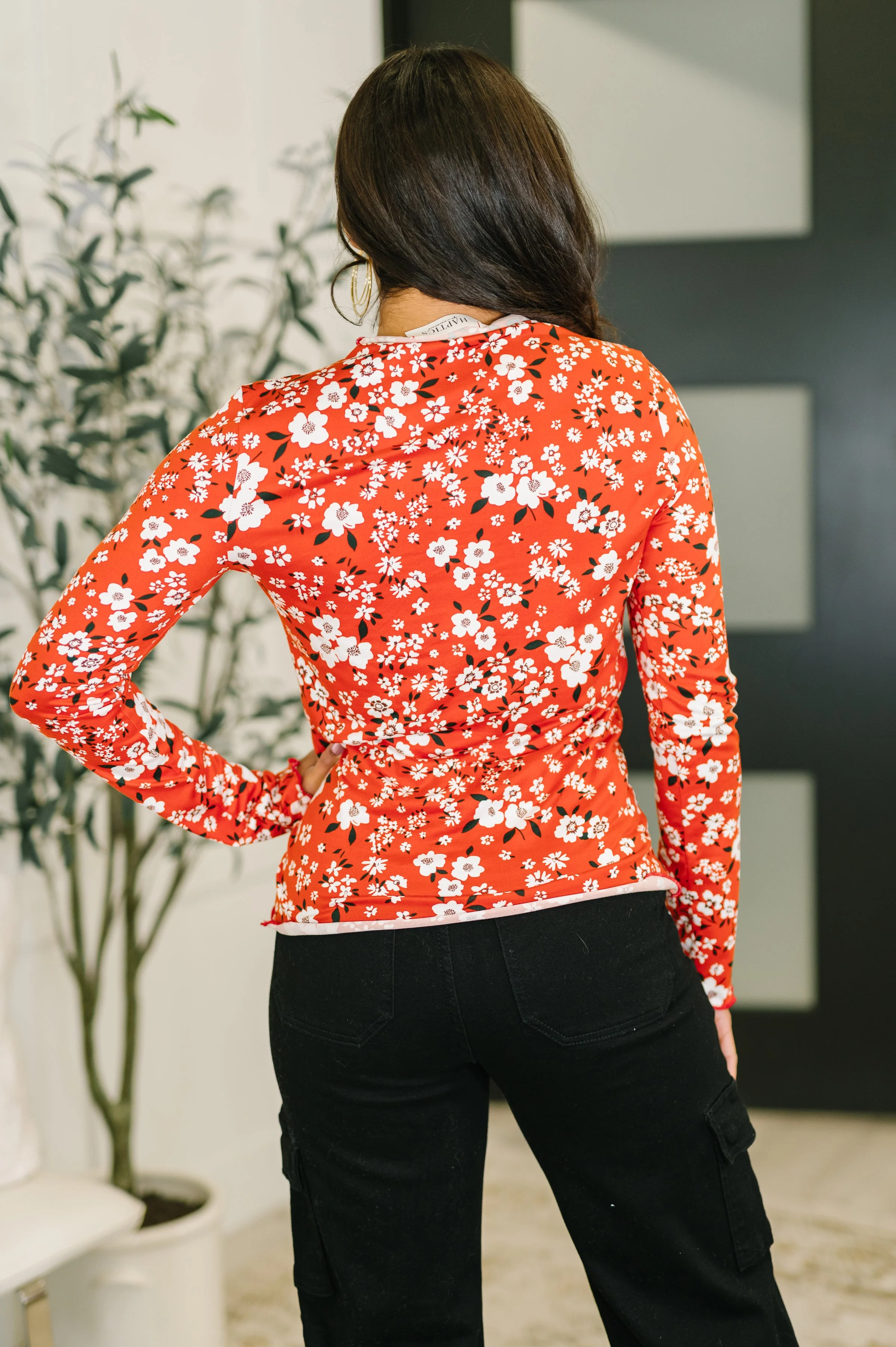 Somethings in the Air Lettuce Hem Longsleeve Top in Vermillion - Image 4