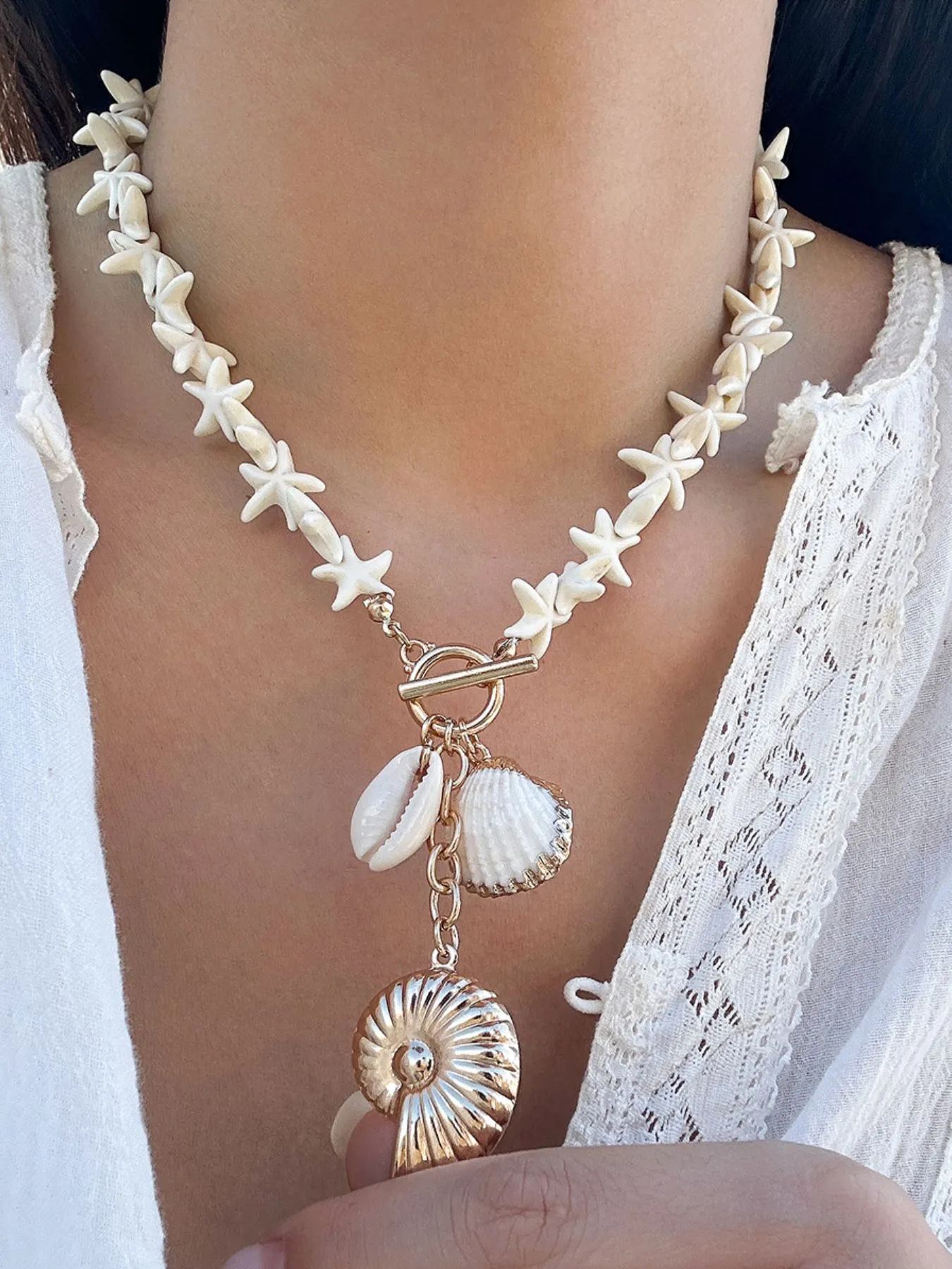 Starfish Shell Pendant Necklace - Image 2