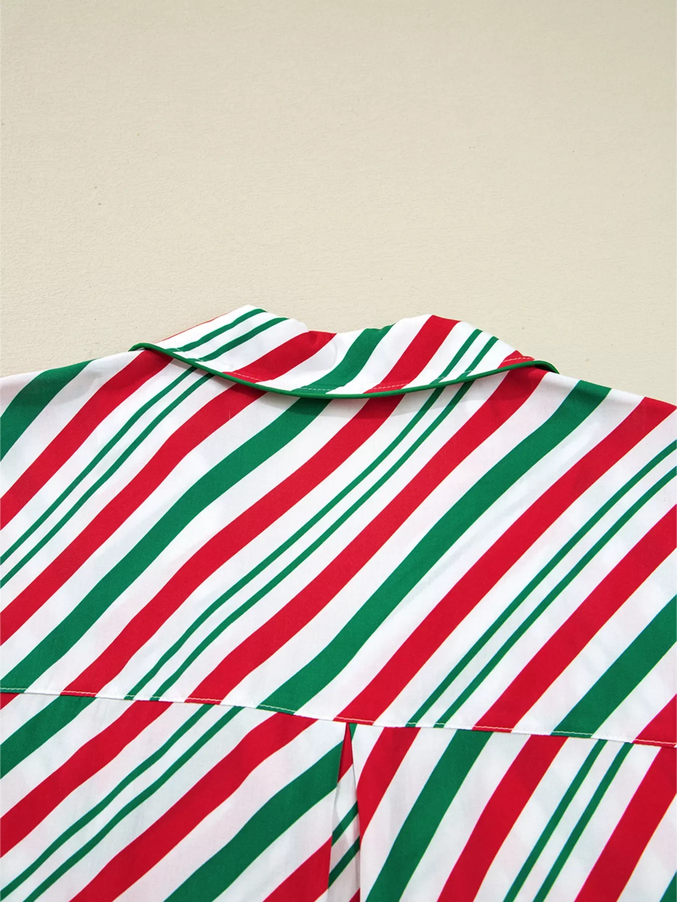 Stripe Contrast Velvet Ribbon Knot Christmas 2pcs Pajama Set - Image 6