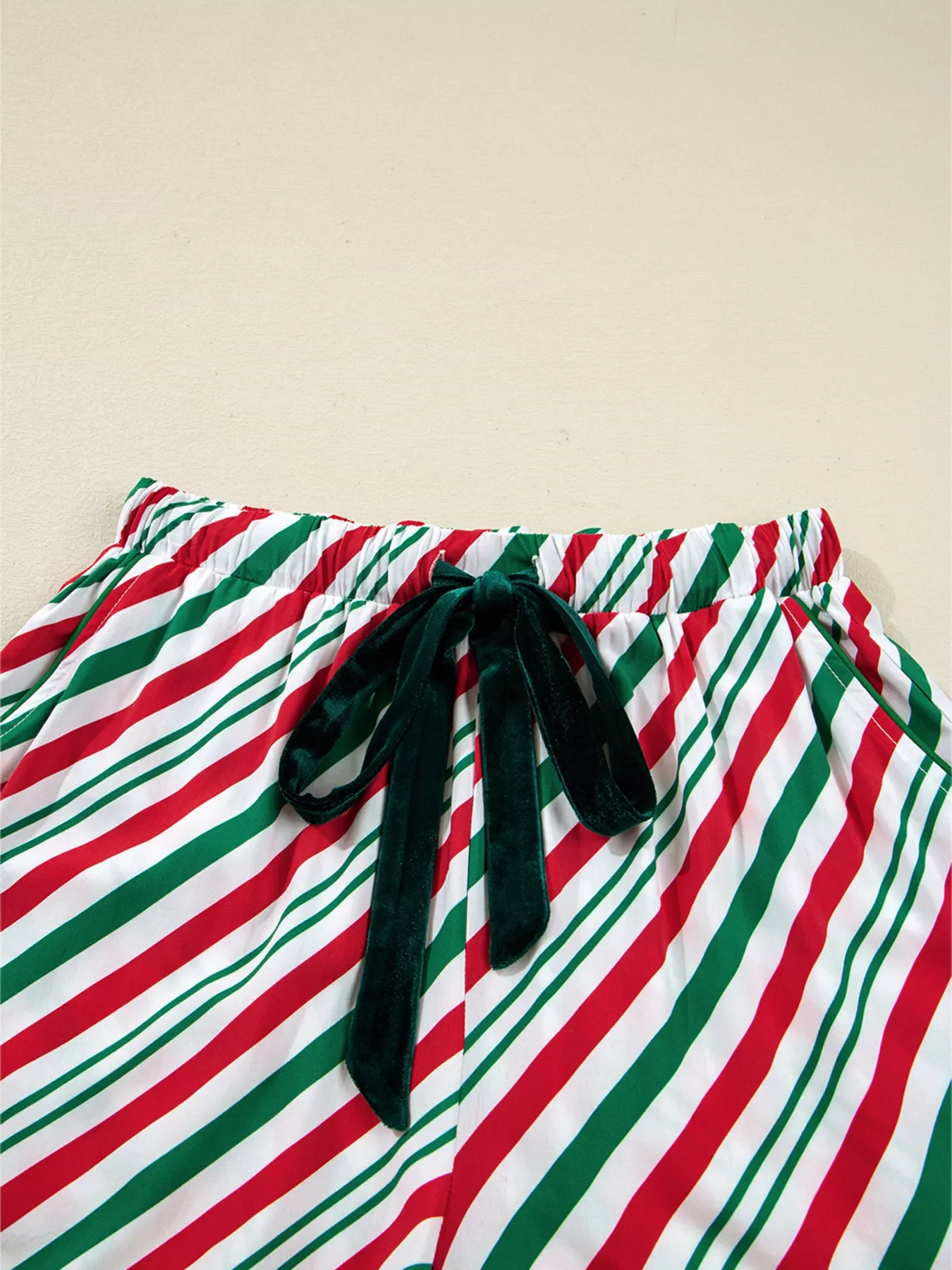 Stripe Contrast Velvet Ribbon Knot Christmas 2pcs Pajama Set - Image 8