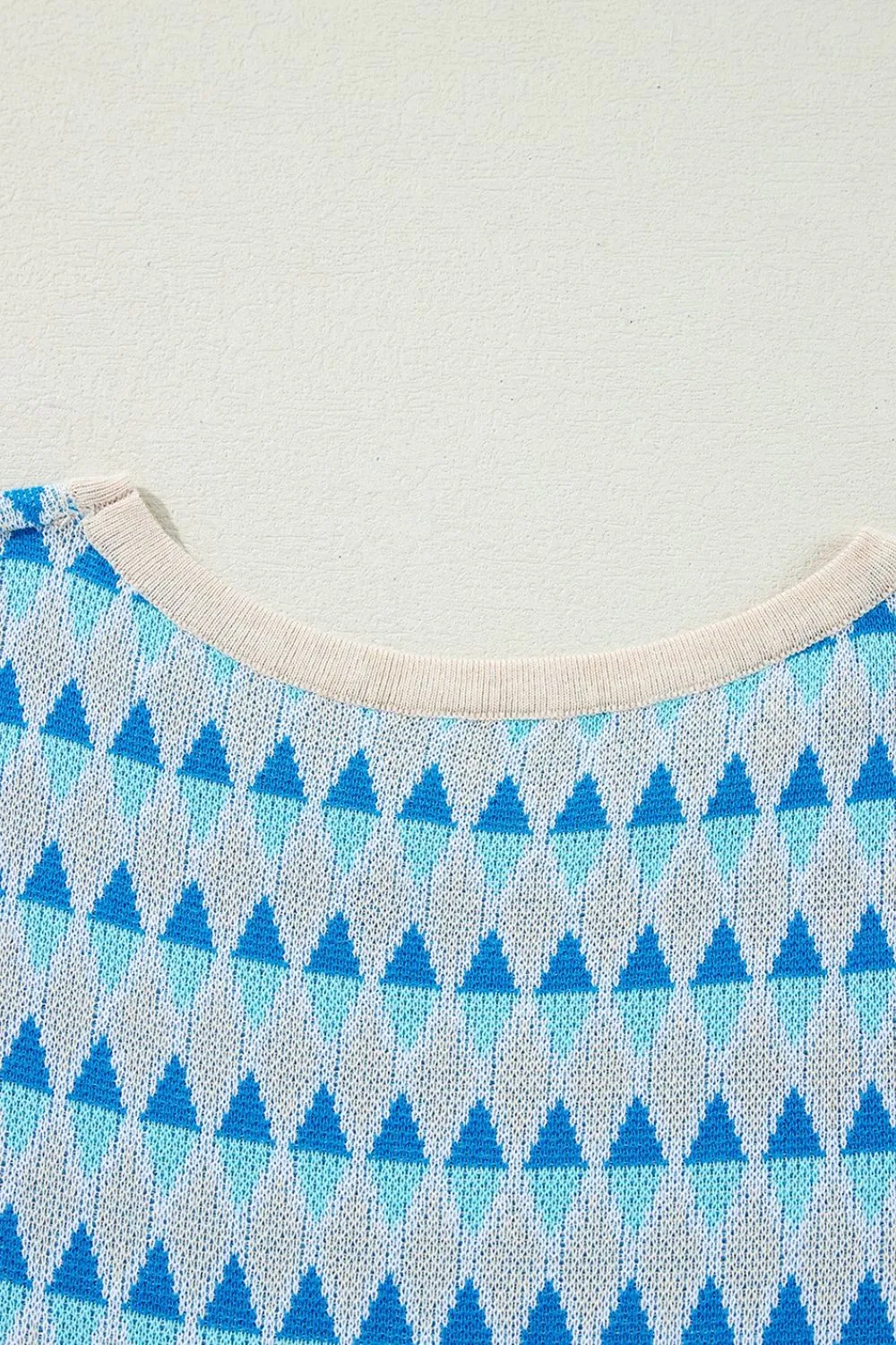 Stripe Geometric Print Round Neck Slim Fit Sweater Vest - Image 9