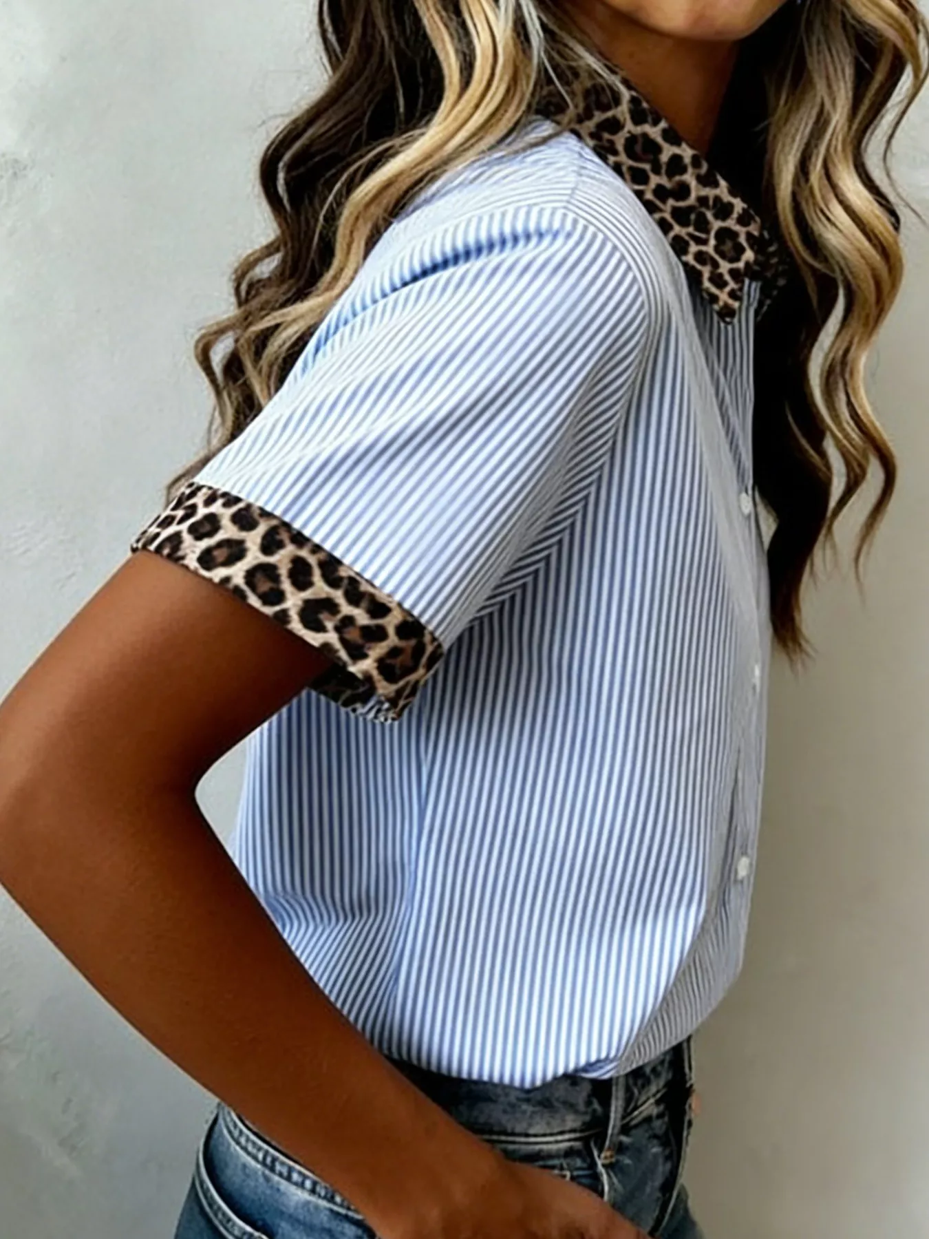 Stripe Leopard Contrast Collar Short Sleeve Shirt - Image 4