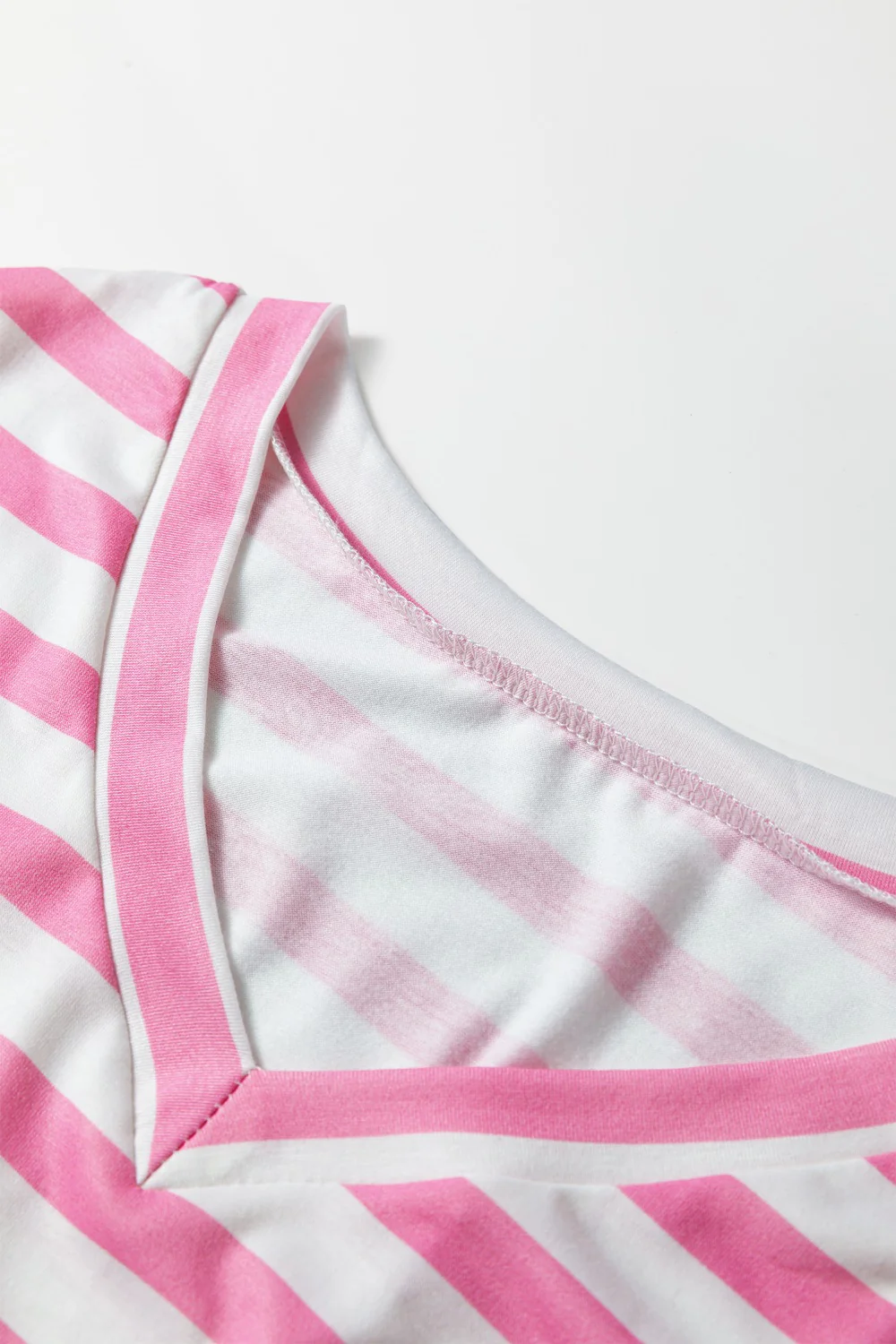 Stripe V Neck Patched Pocket Casual T Shirt - Image 17