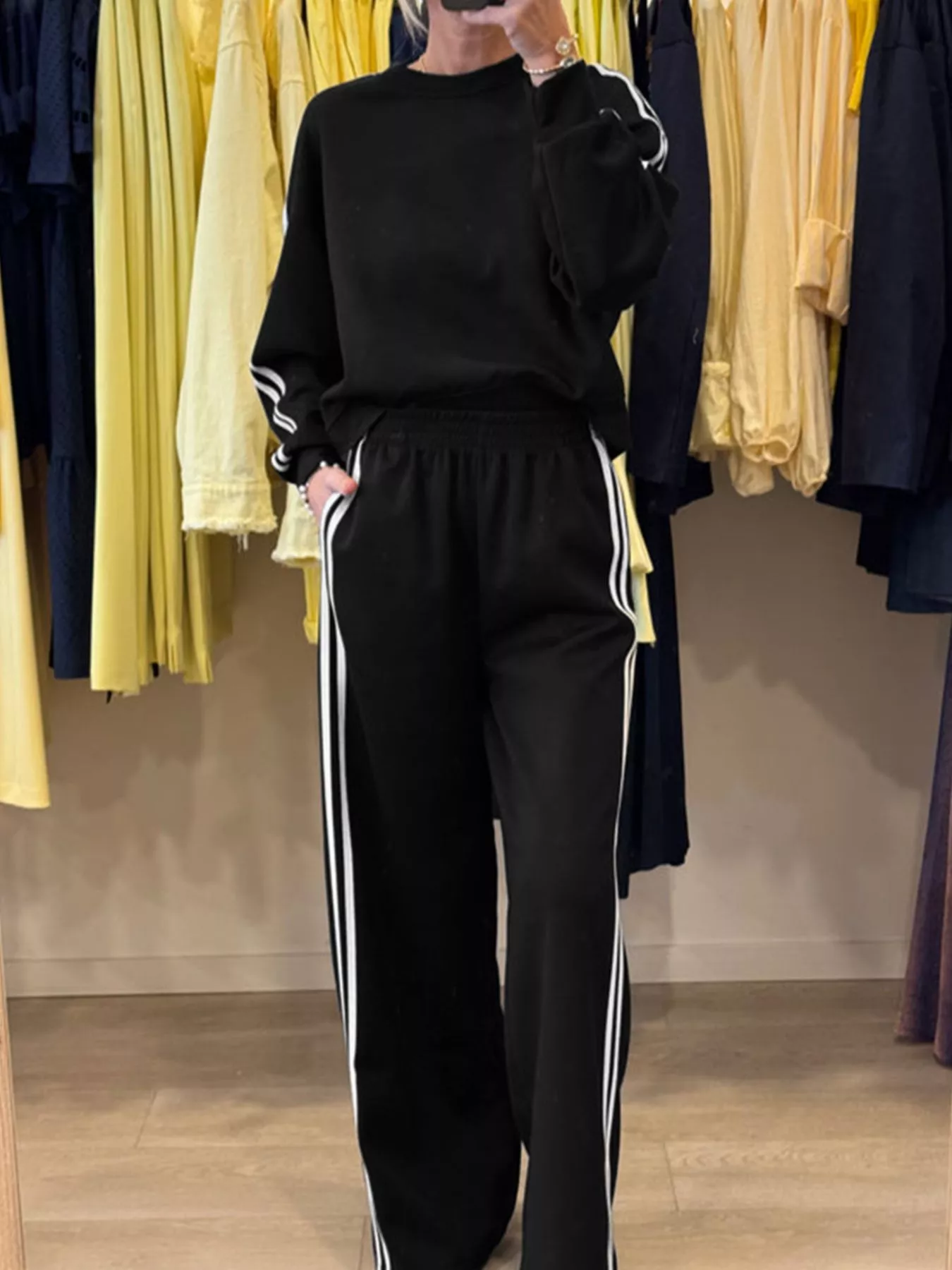 Striped Detail Crewneck Top and Elastic Sweatpants 2pcs Set - Image 7