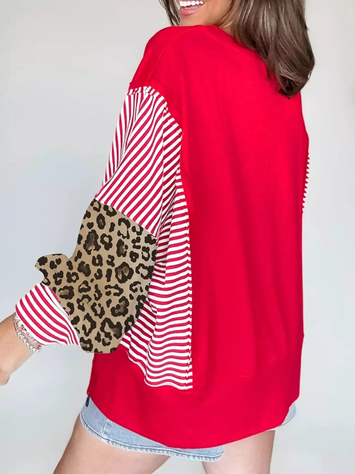 Striped Patchwork Sleeve Colorblock Sweatshirt - Image 2