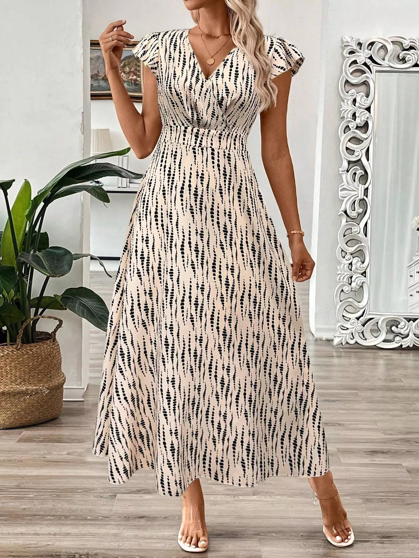 Surplice Cap Sleeve Midi Dress - Image 9