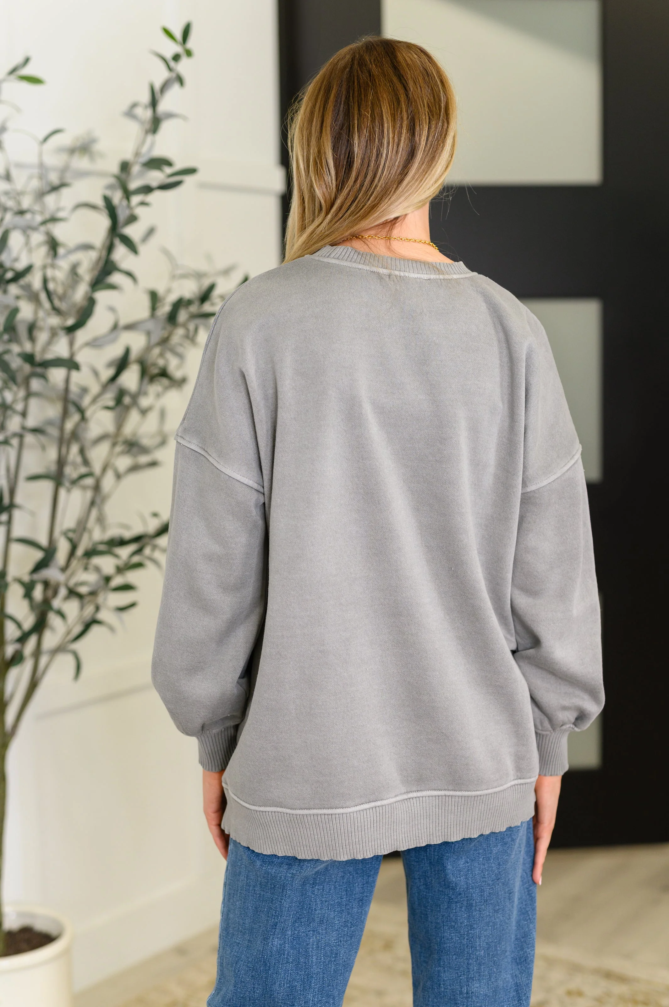 Talk Cozy to Me Stepped Hem Pullover in Sleet - Image 5