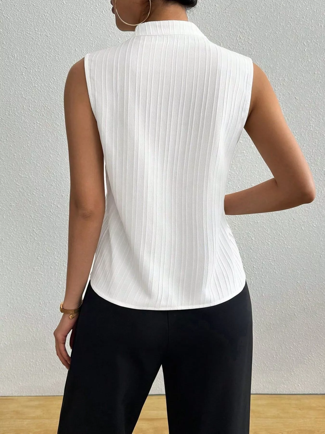 Texture Notched Sleeveless Top - Image 2
