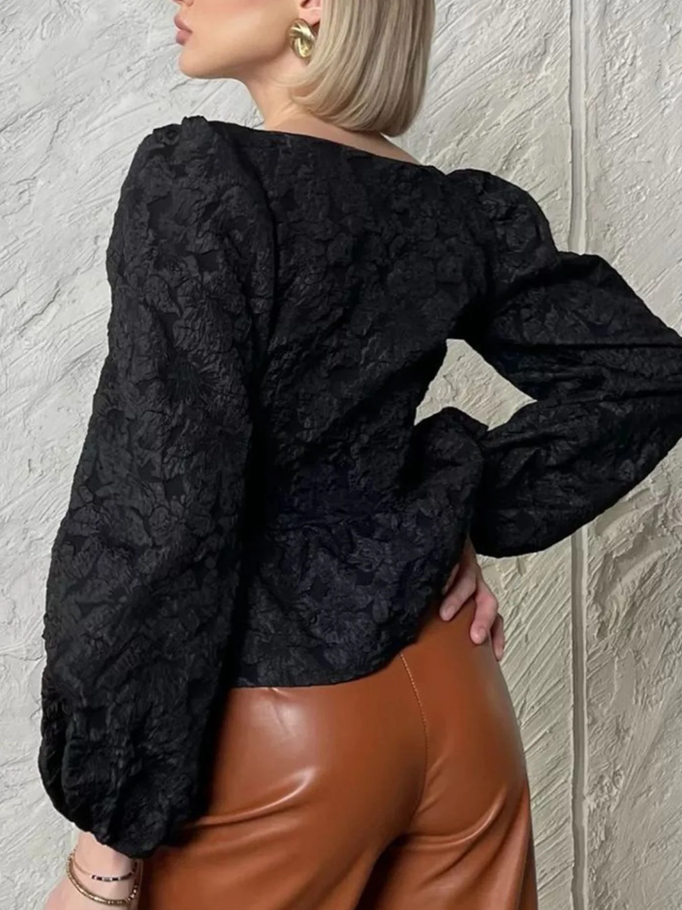 Textured Square Neck Balloon Sleeve Shirt - Image 9