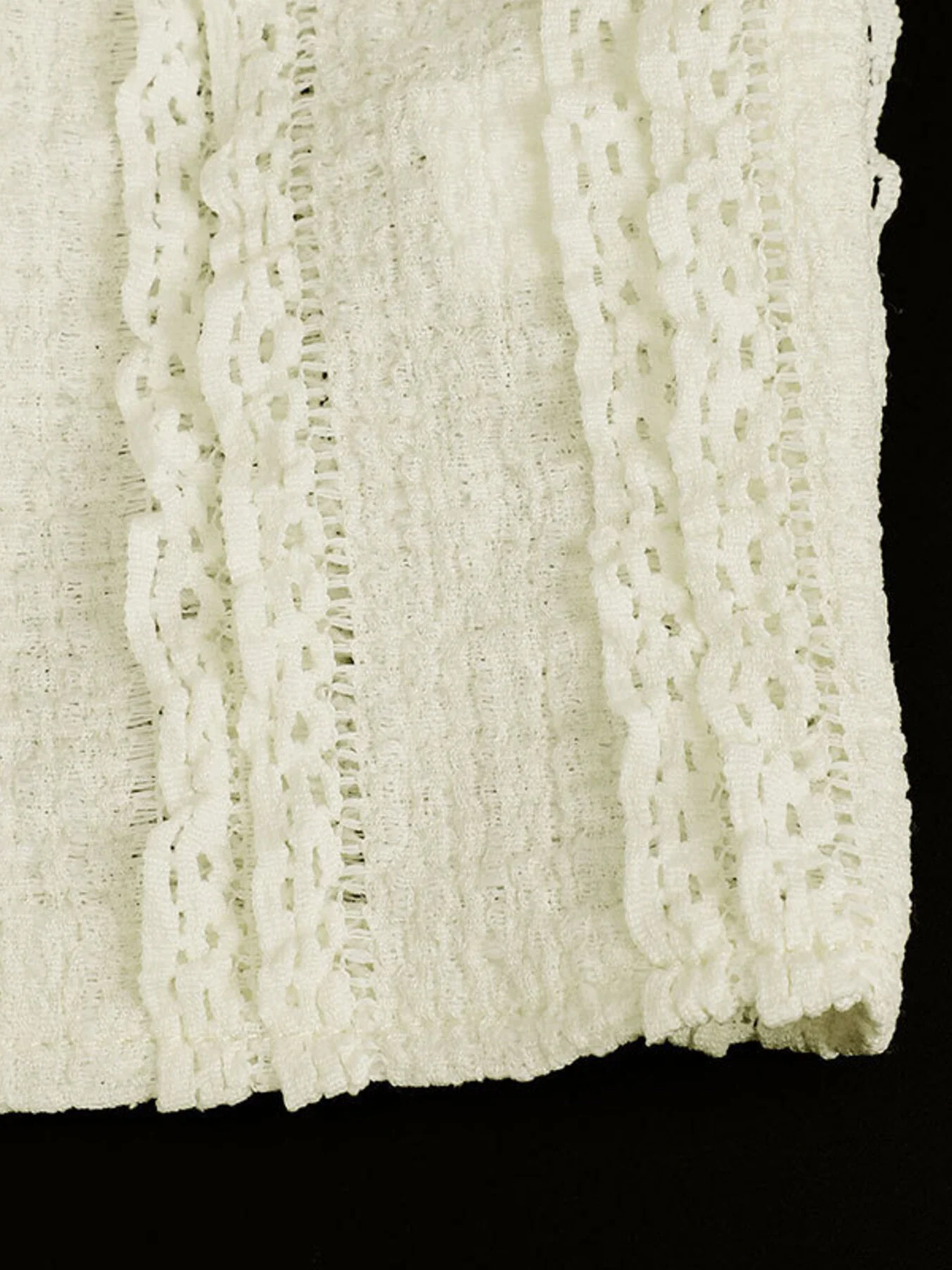 Textured Sweetheart Neck Cami - Image 19