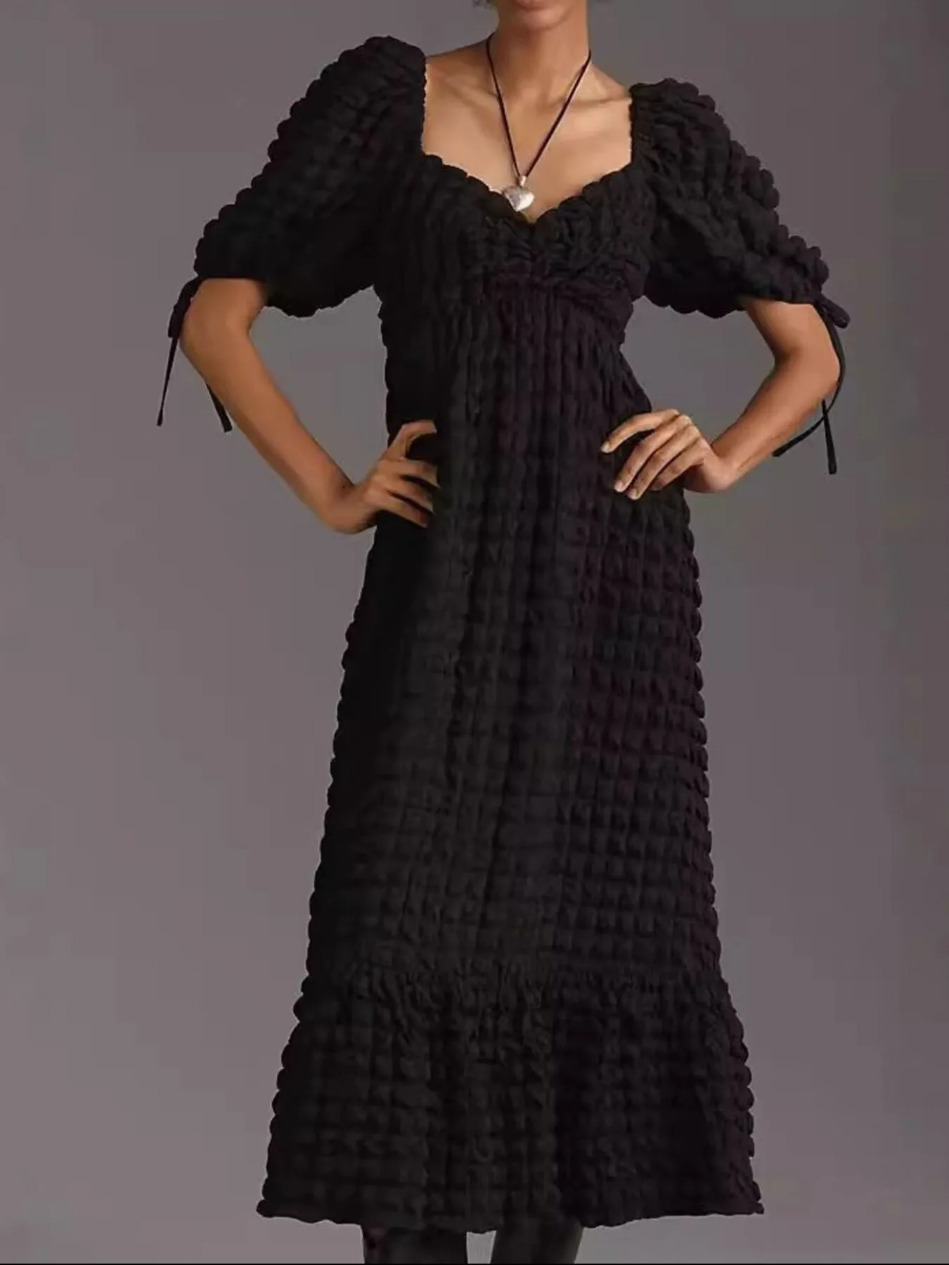 Textured Sweetheart Neck Short Sleeve Dress - Image 13