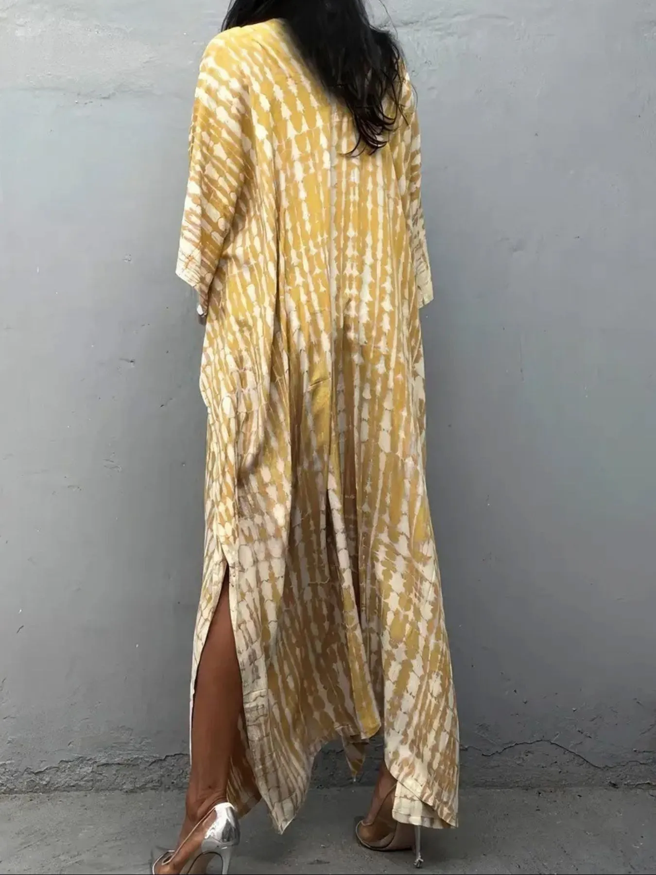 Tie-Dye V-Neck Maxi Dress with Flowy Sleeves - Image 4