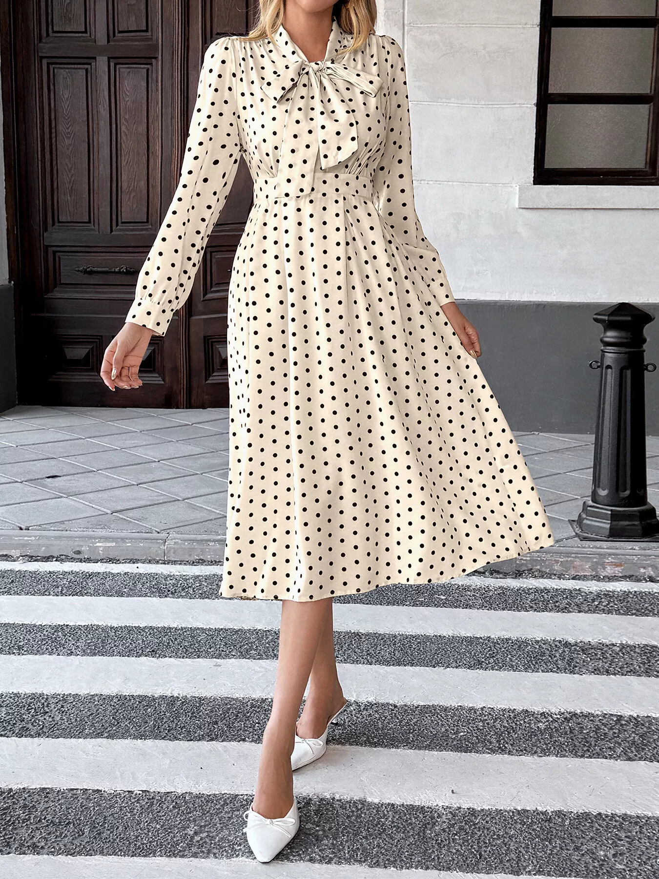 Tie Front Polka Dot Dress - Image 4