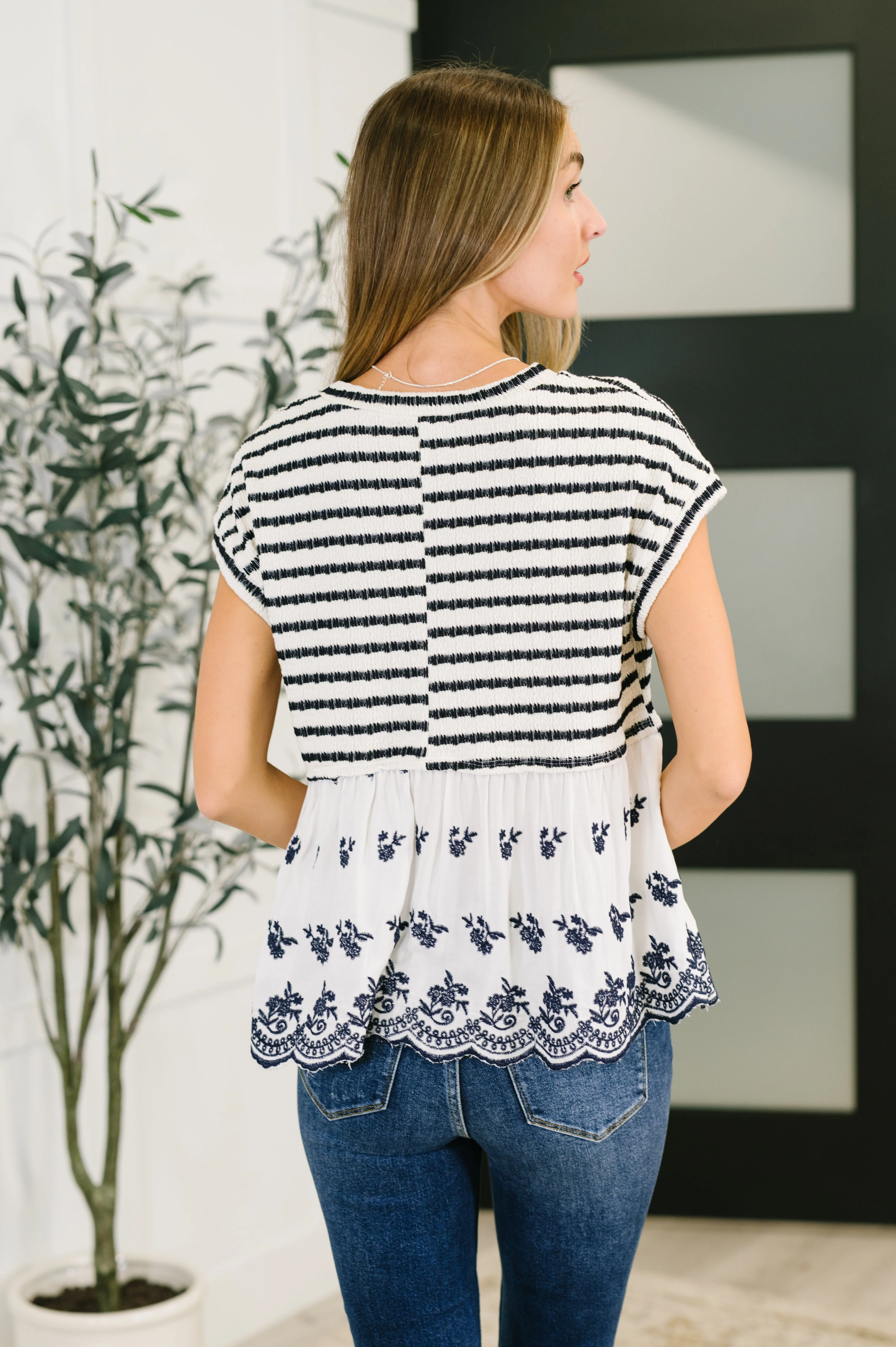 Too Sweet to Share Scalloped Hem Blouse in Ivory and Navy - Image 5