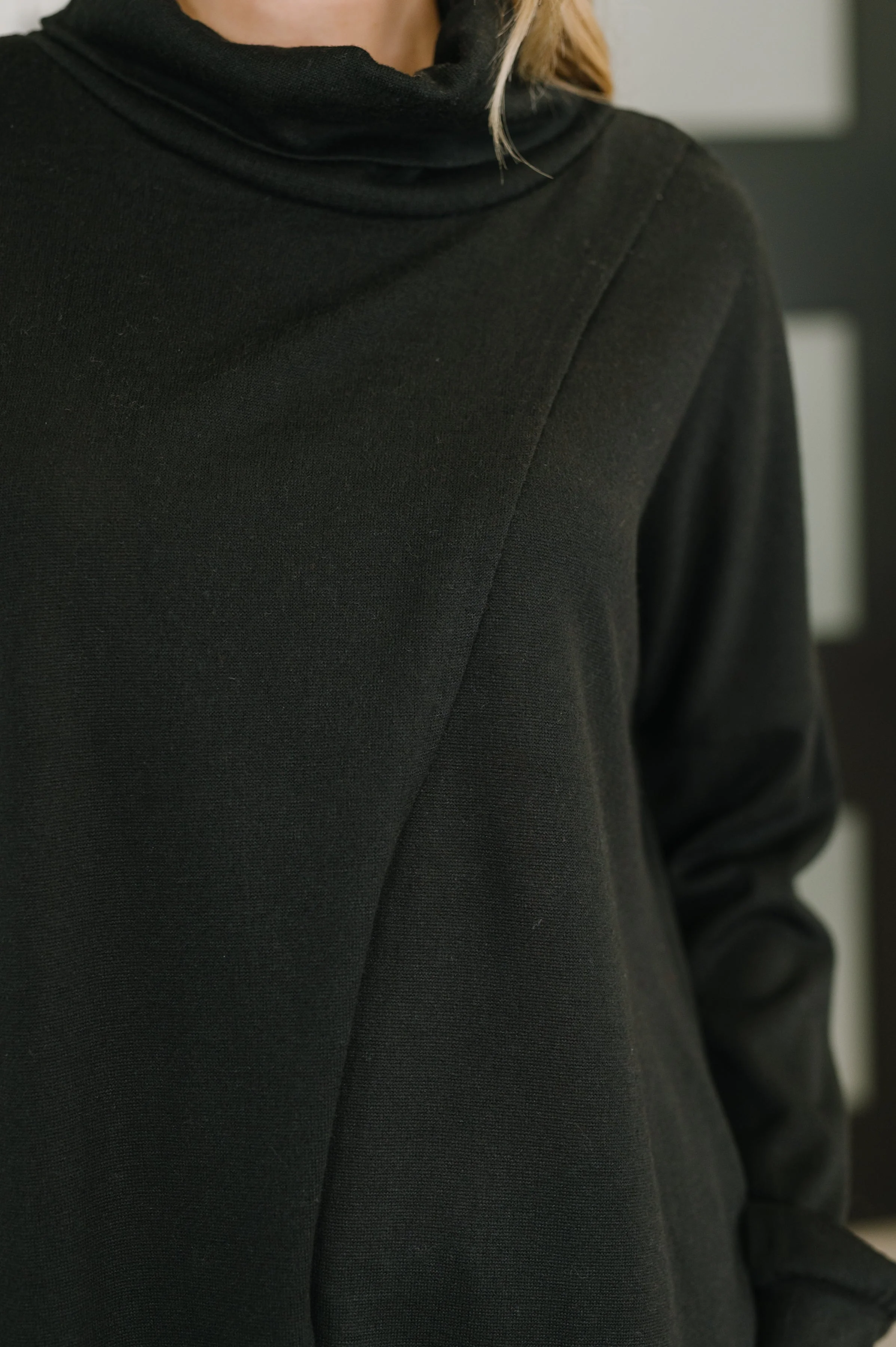 Travel City Scape Turtle Neck Tunic in Black - Image 2
